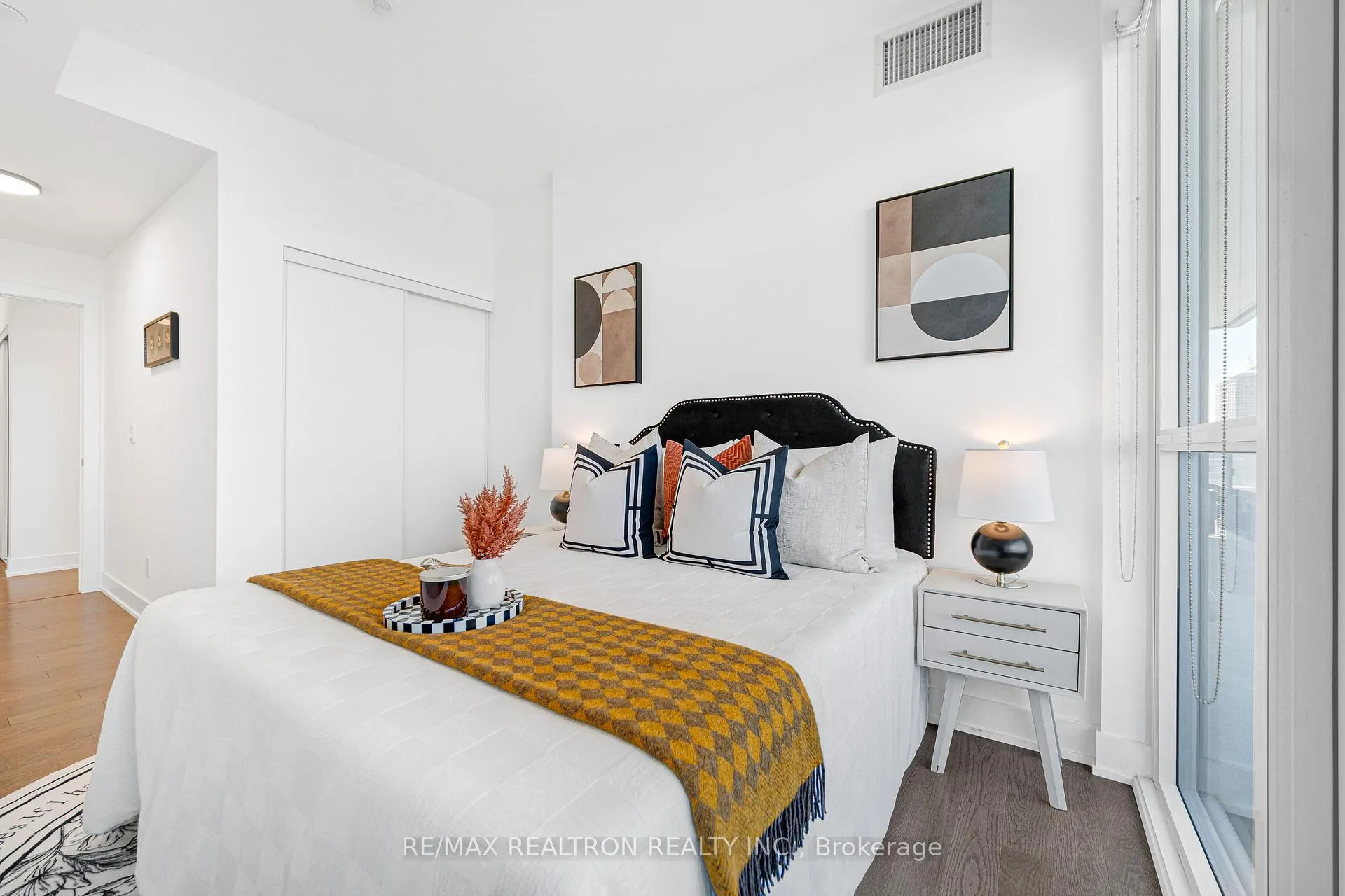 Photo 13 of Unit 1309, 181 Bedford Road, Toronto, The Annex — HOMEH