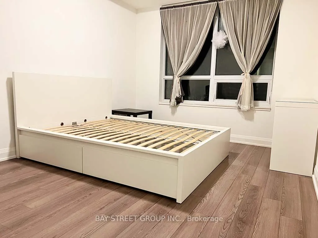 Photo 9 of Unit 2010, 15 Water Walk Drive, Markham, Unionville — HOMEH
