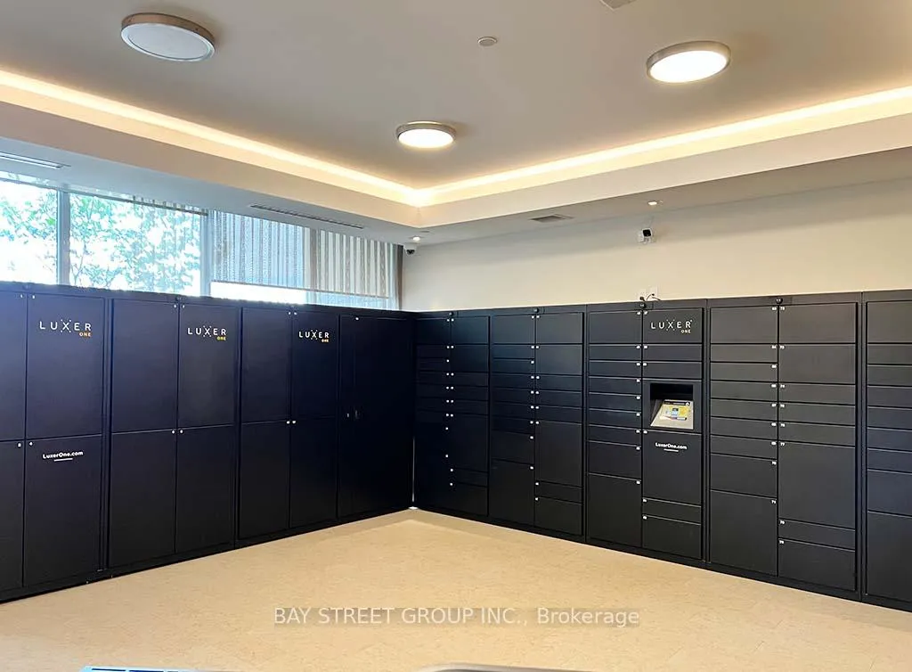 Photo 19 of Unit 2010, 15 Water Walk Drive, Markham, Unionville — HOMEH