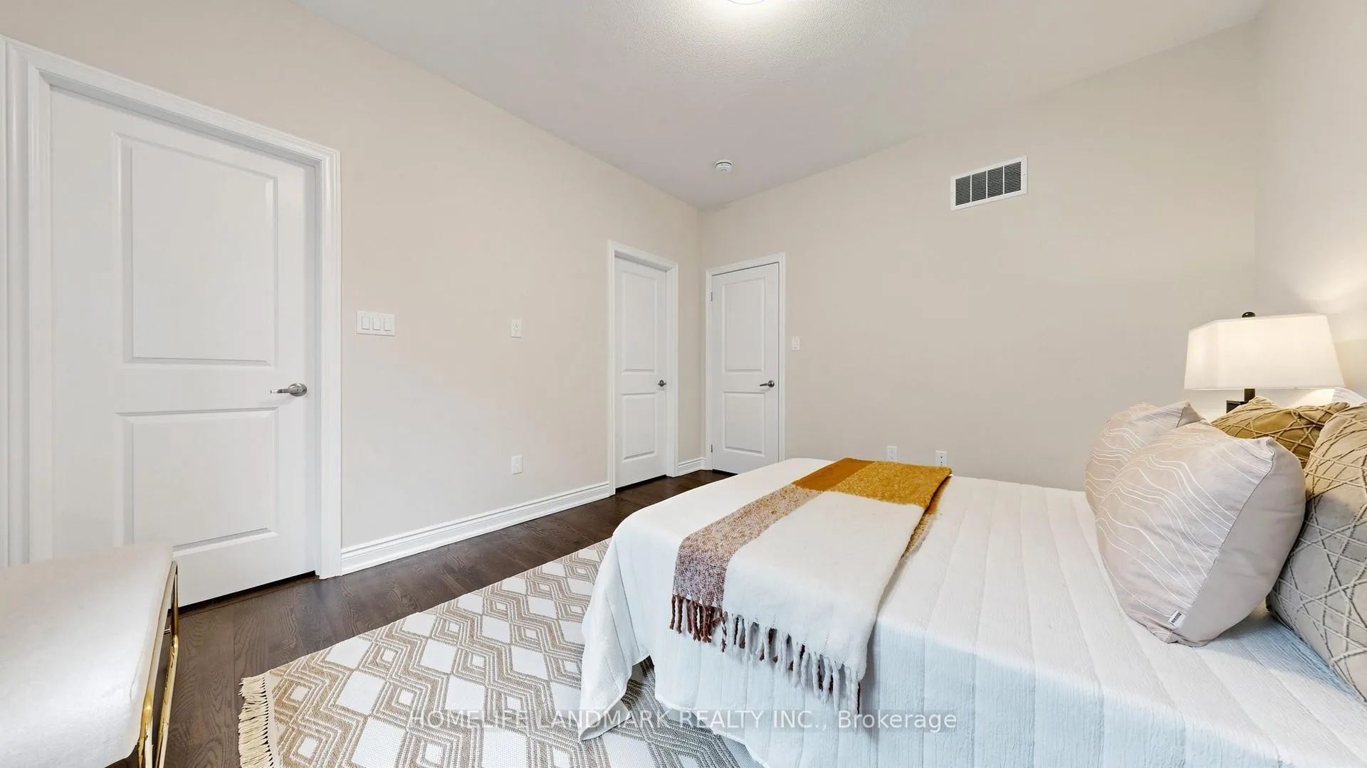 Photo 32 of 25 Cannes Avenue, Vaughan, Vellore Village — HOMEH