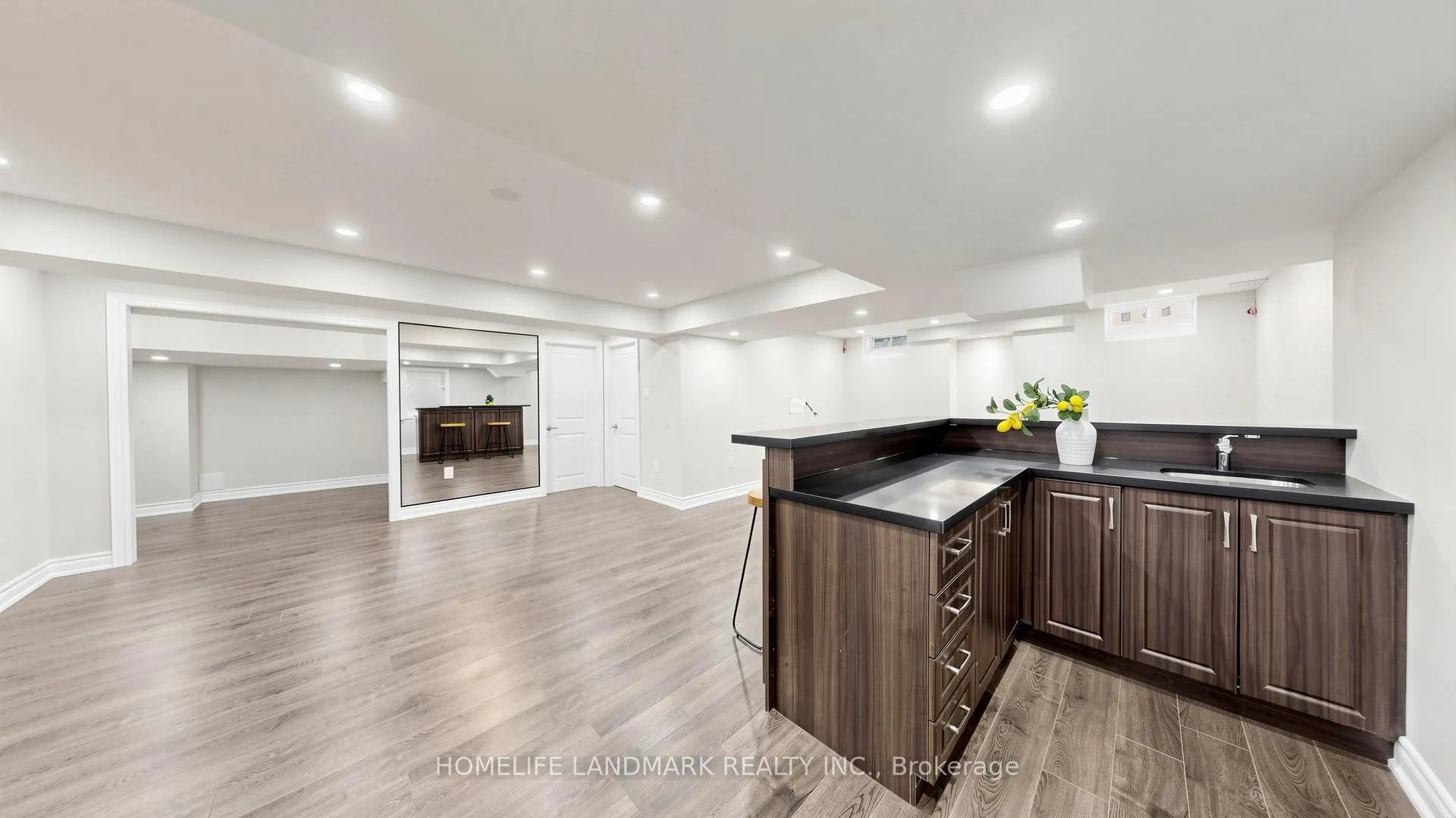 Photo 42 of 25 Cannes Avenue, Vaughan, Vellore Village — HOMEH