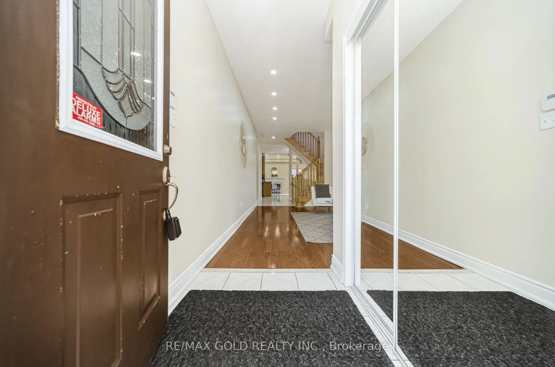 Photo 3 of 30 Grover Road, Brampton, Bram West — HOMEH