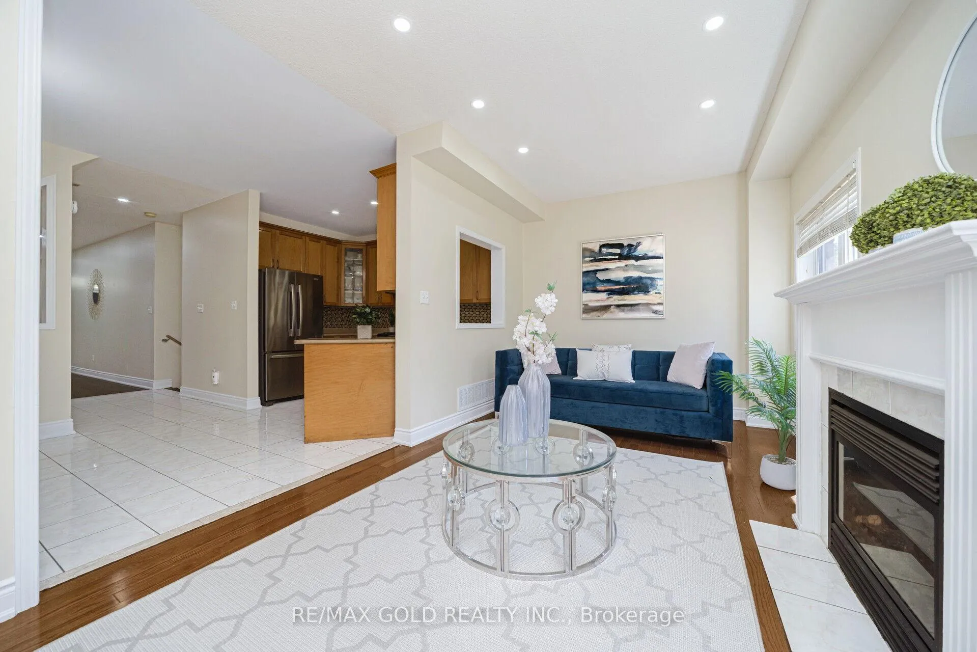 Photo 14 of 30 Grover Road, Brampton, Bram West — HOMEH