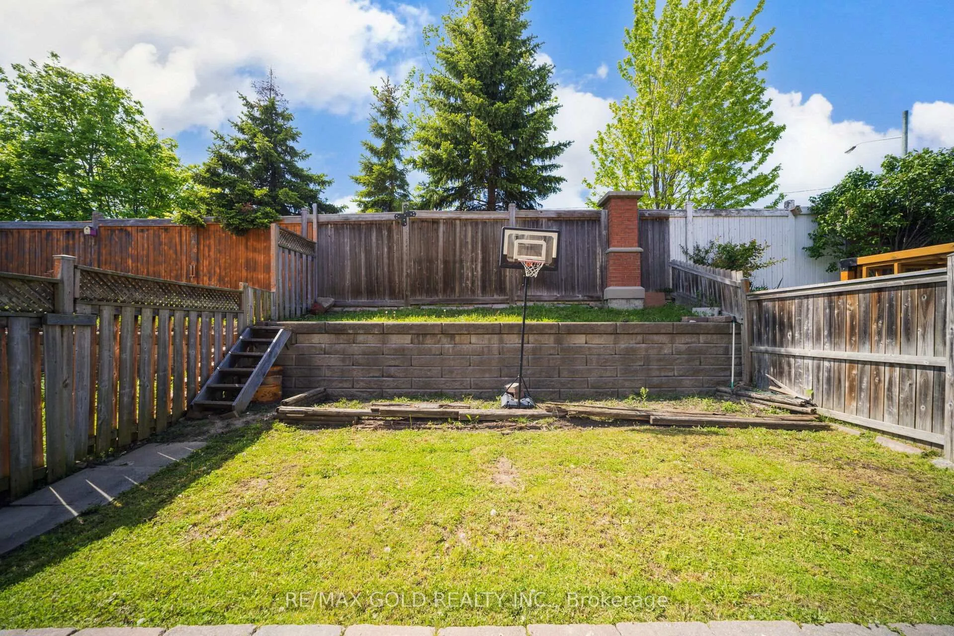 Photo 40 of 30 Grover Road, Brampton, Bram West — HOMEH