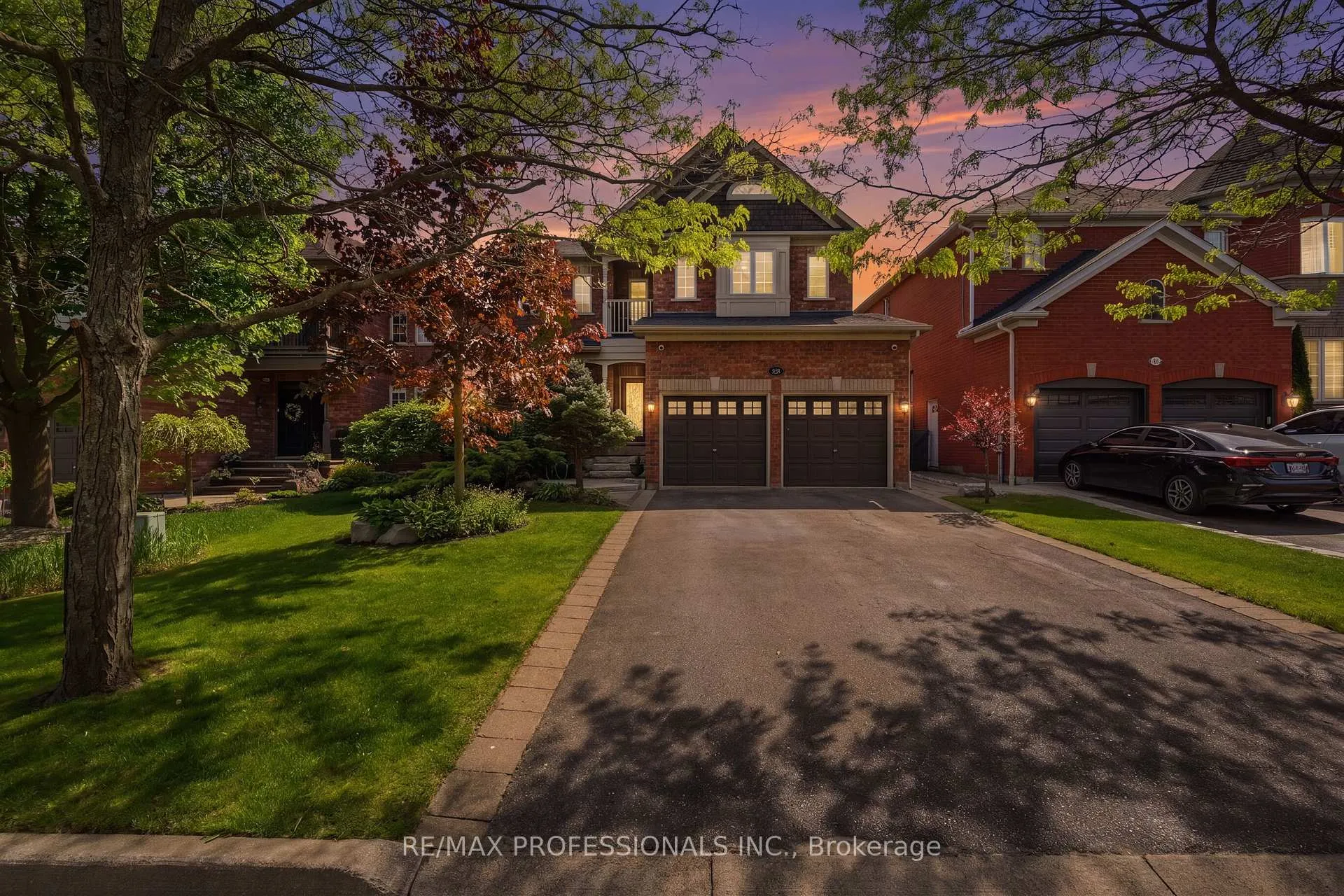 Photo 2 of 73 North Ridge Crescent, Halton Hills, Georgetown — HOMEH