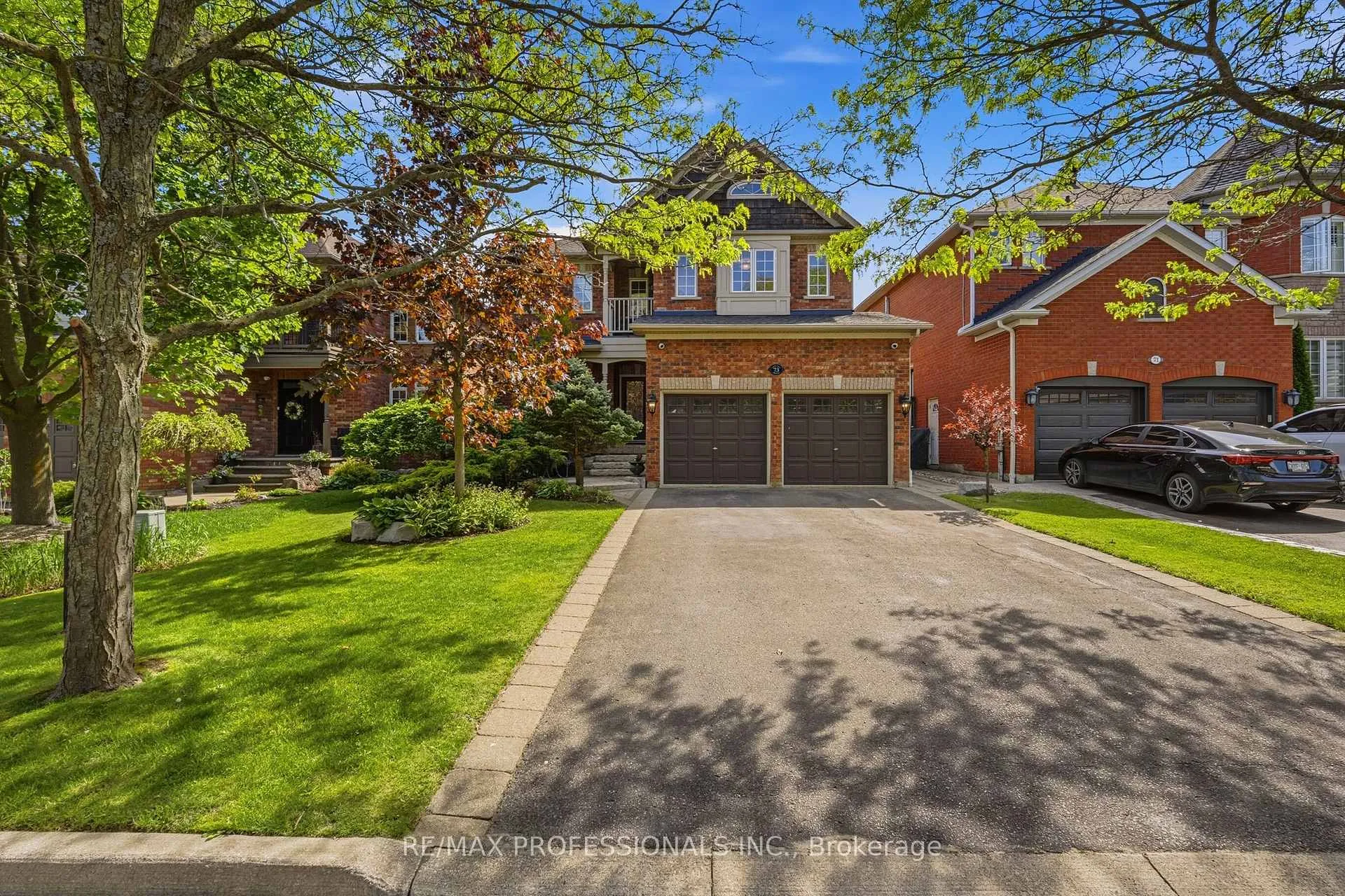 Photo 3 of 73 North Ridge Crescent, Halton Hills, Georgetown — HOMEH