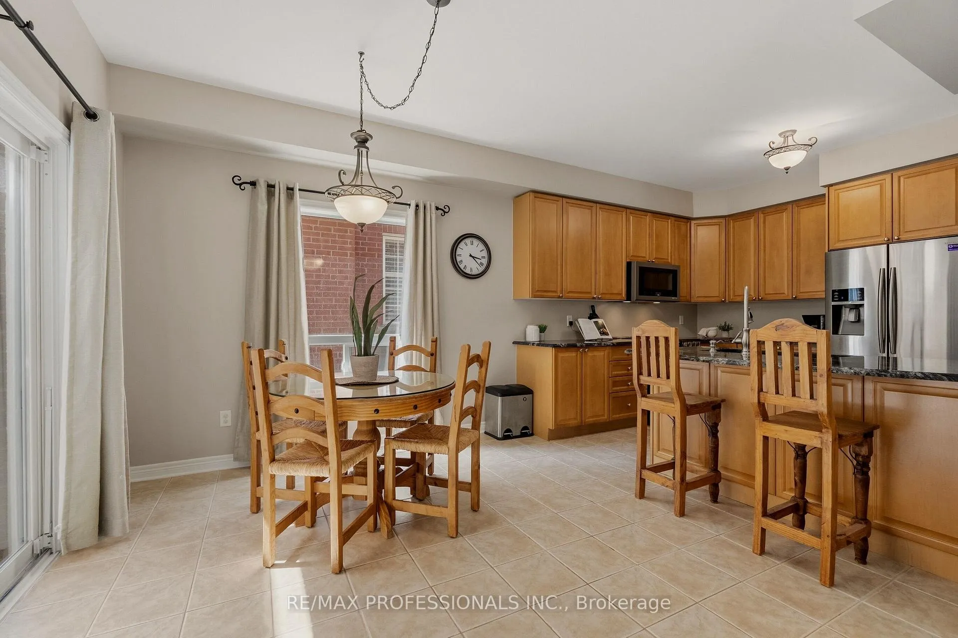 Photo 17 of 73 North Ridge Crescent, Halton Hills, Georgetown — HOMEH