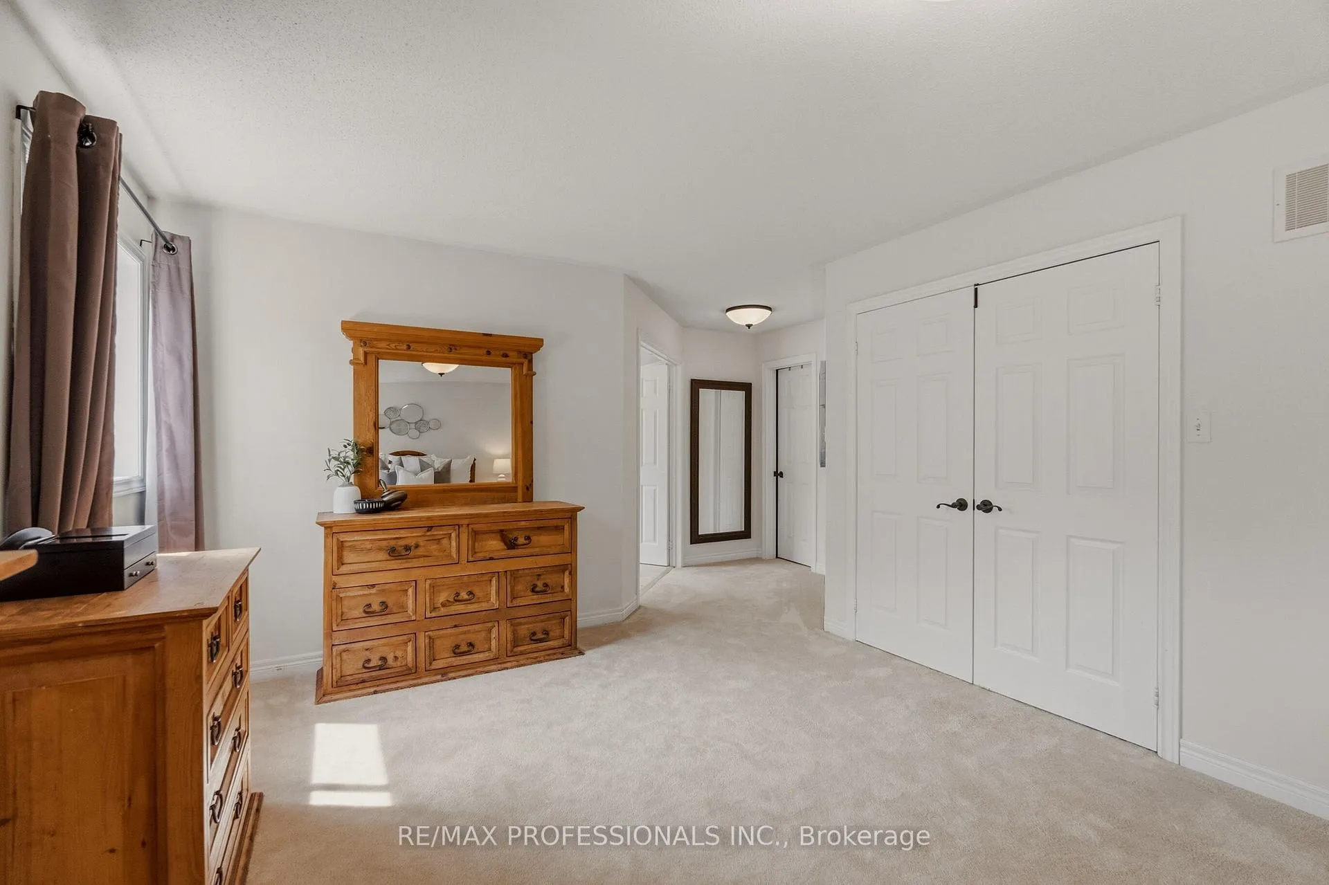 Photo 26 of 73 North Ridge Crescent, Halton Hills, Georgetown — HOMEH