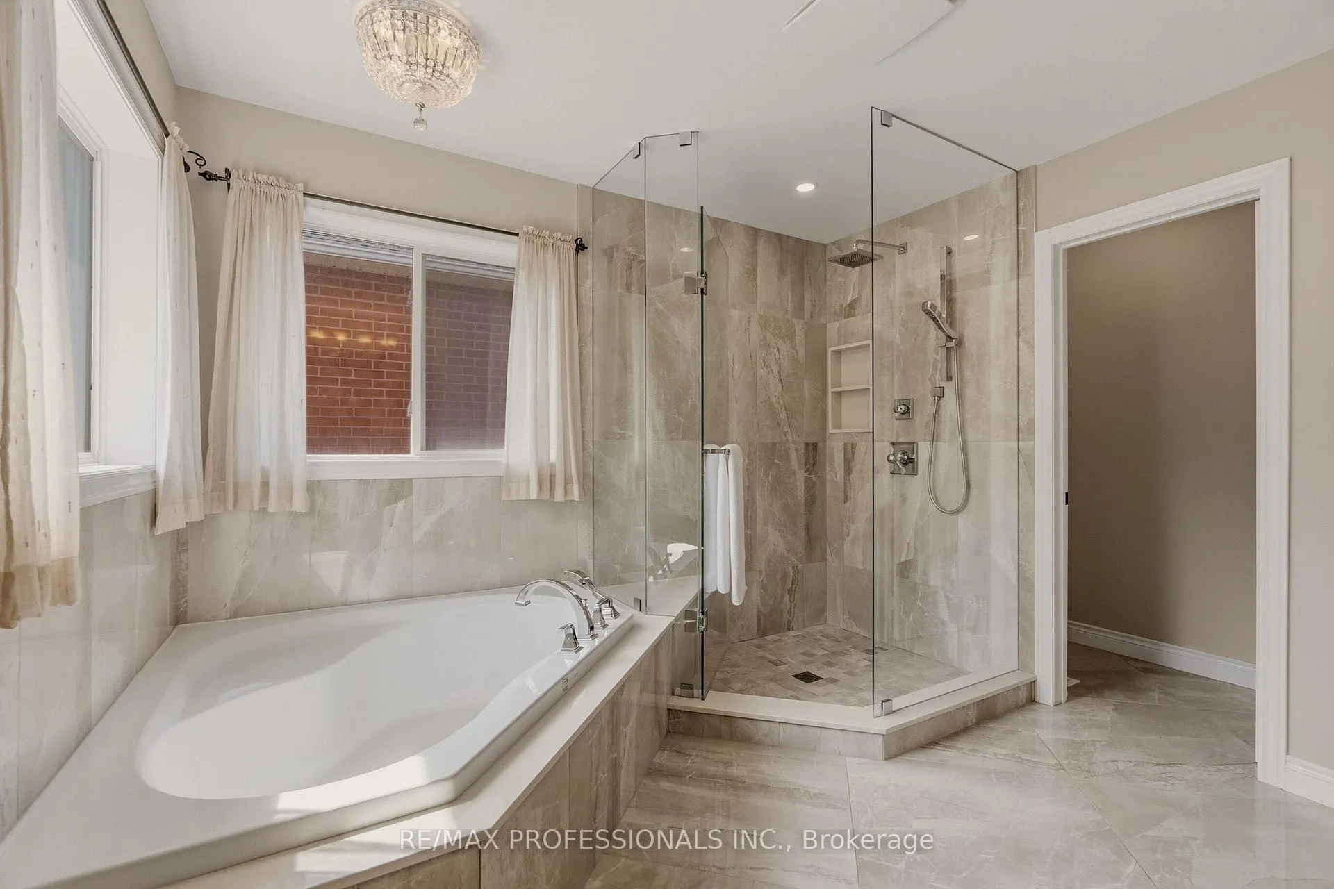 Photo 29 of 73 North Ridge Crescent, Halton Hills, Georgetown — HOMEH