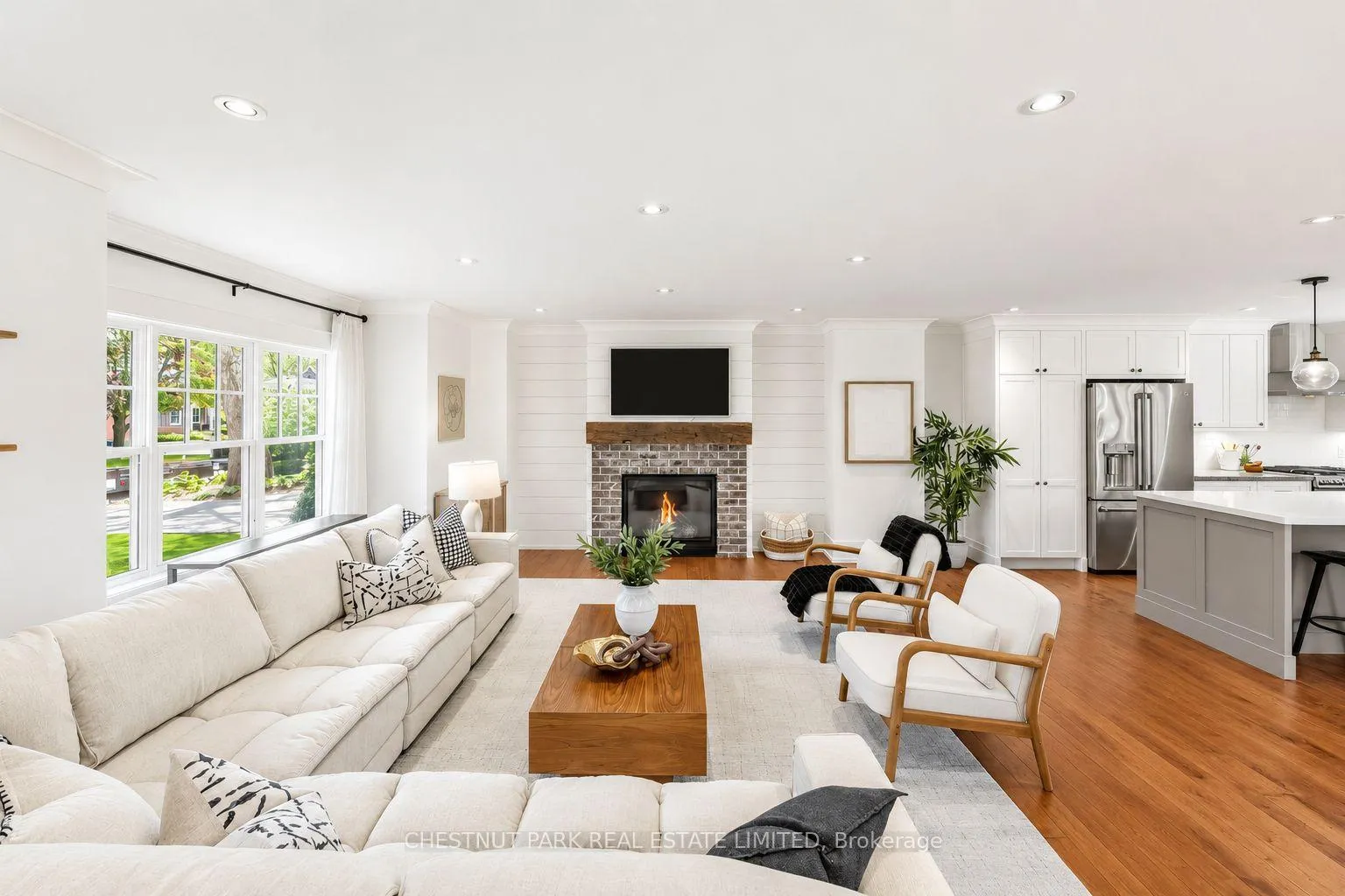 Photo 8 of 1403 Eden Place, Burlington, Brant — HOMEH