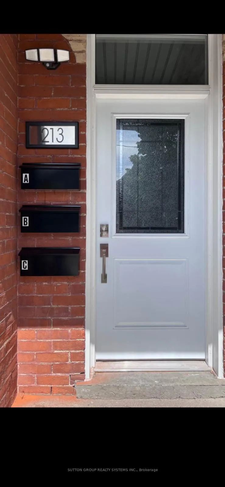 Photo 2 of Unit 2nd FL, 213 Osler Street, Toronto, Weston-Pellam Park — HOMEH
