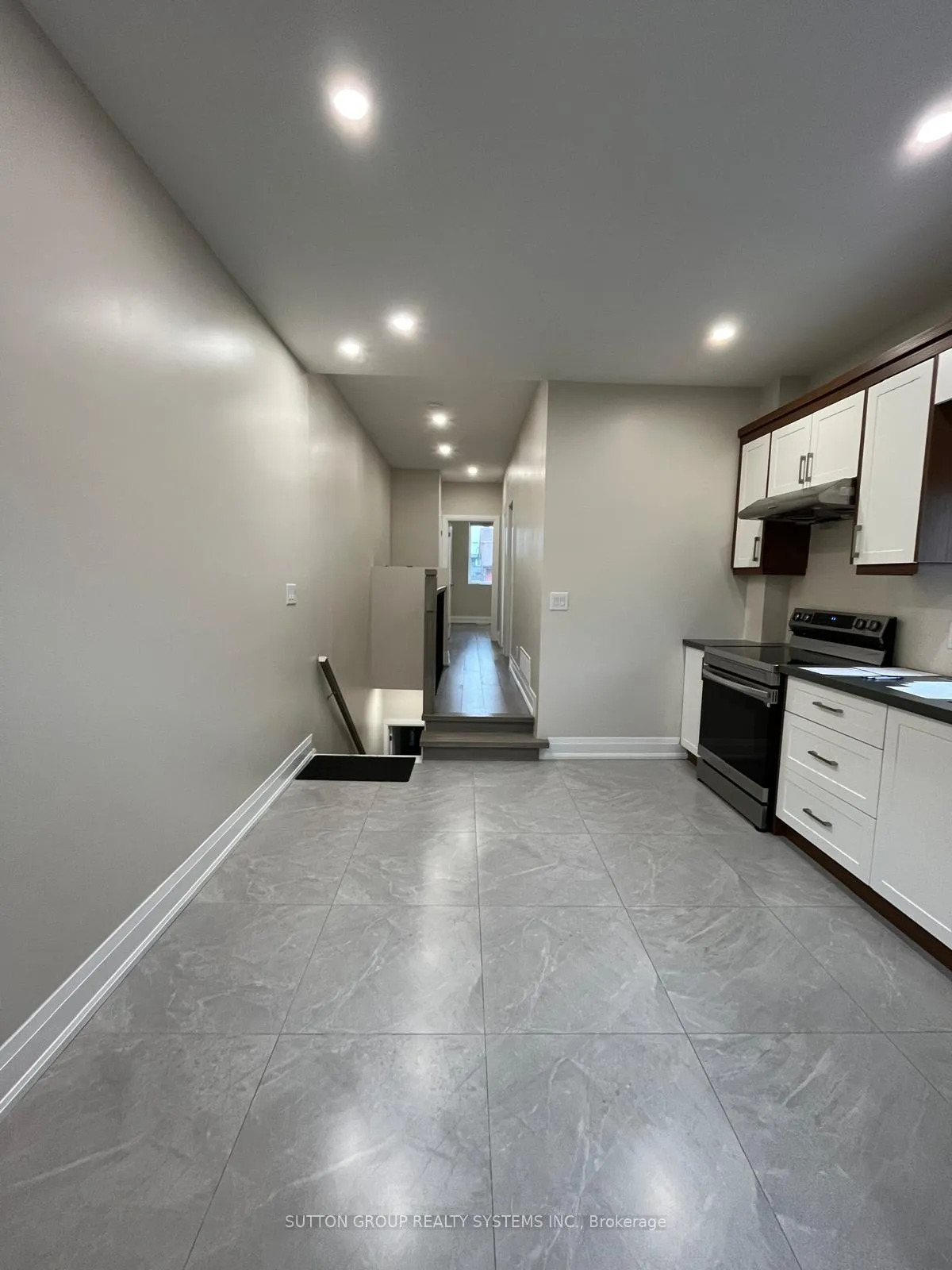 Photo 3 of Unit 2nd FL, 213 Osler Street, Toronto, Weston-Pellam Park — HOMEH