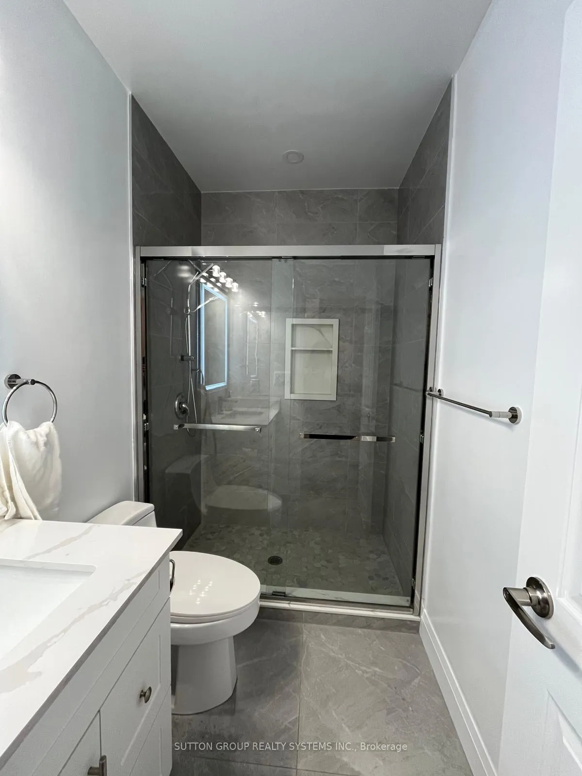 Photo 11 of Unit 2nd FL, 213 Osler Street, Toronto, Weston-Pellam Park — HOMEH