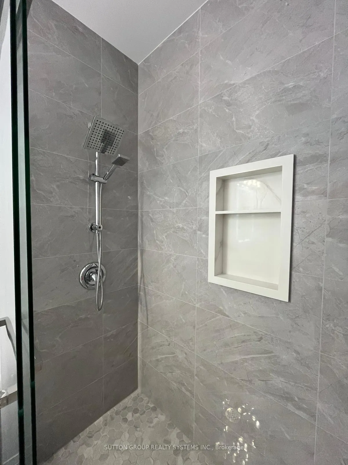Photo 13 of Unit 2nd FL, 213 Osler Street, Toronto, Weston-Pellam Park — HOMEH