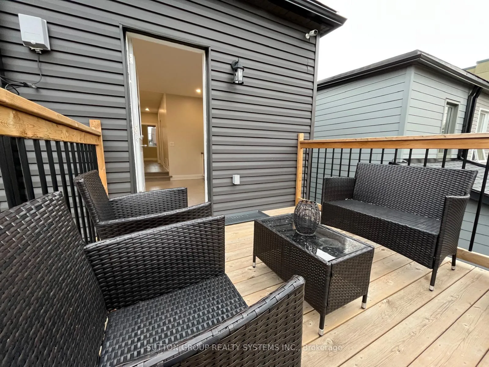 Photo 31 of Unit 2nd FL, 213 Osler Street, Toronto, Weston-Pellam Park — HOMEH
