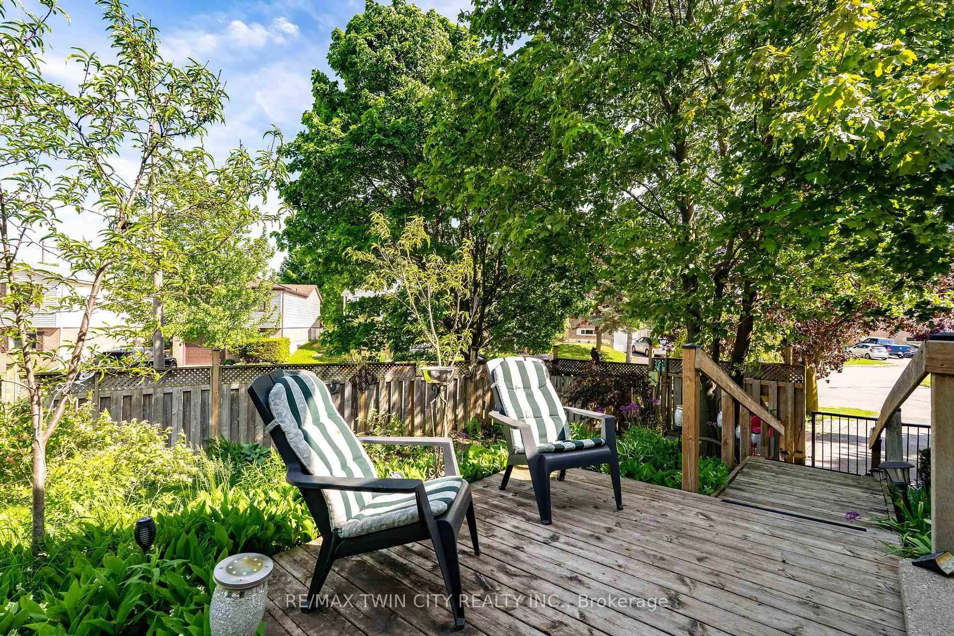 Photo 7 of 171 Herron Place, Waterloo — HOMEH