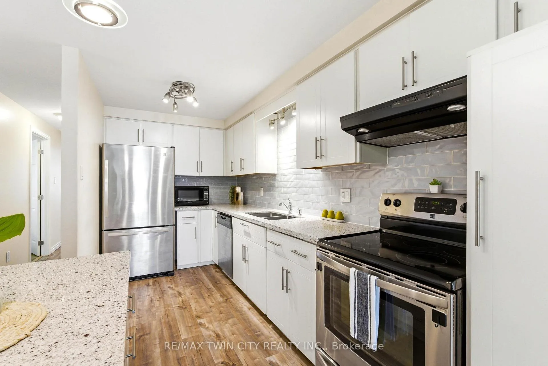 Photo 13 of 171 Herron Place, Waterloo — HOMEH