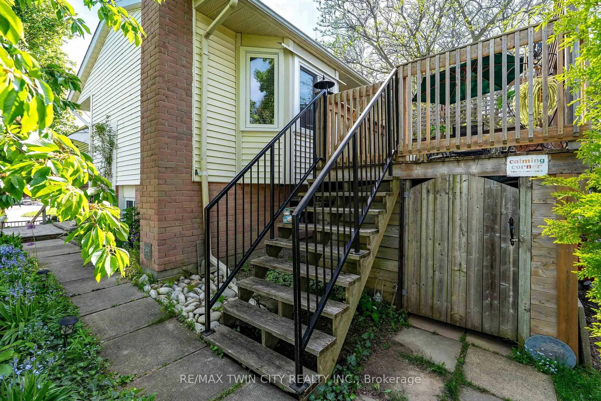 Photo 33 of 171 Herron Place, Waterloo — HOMEH