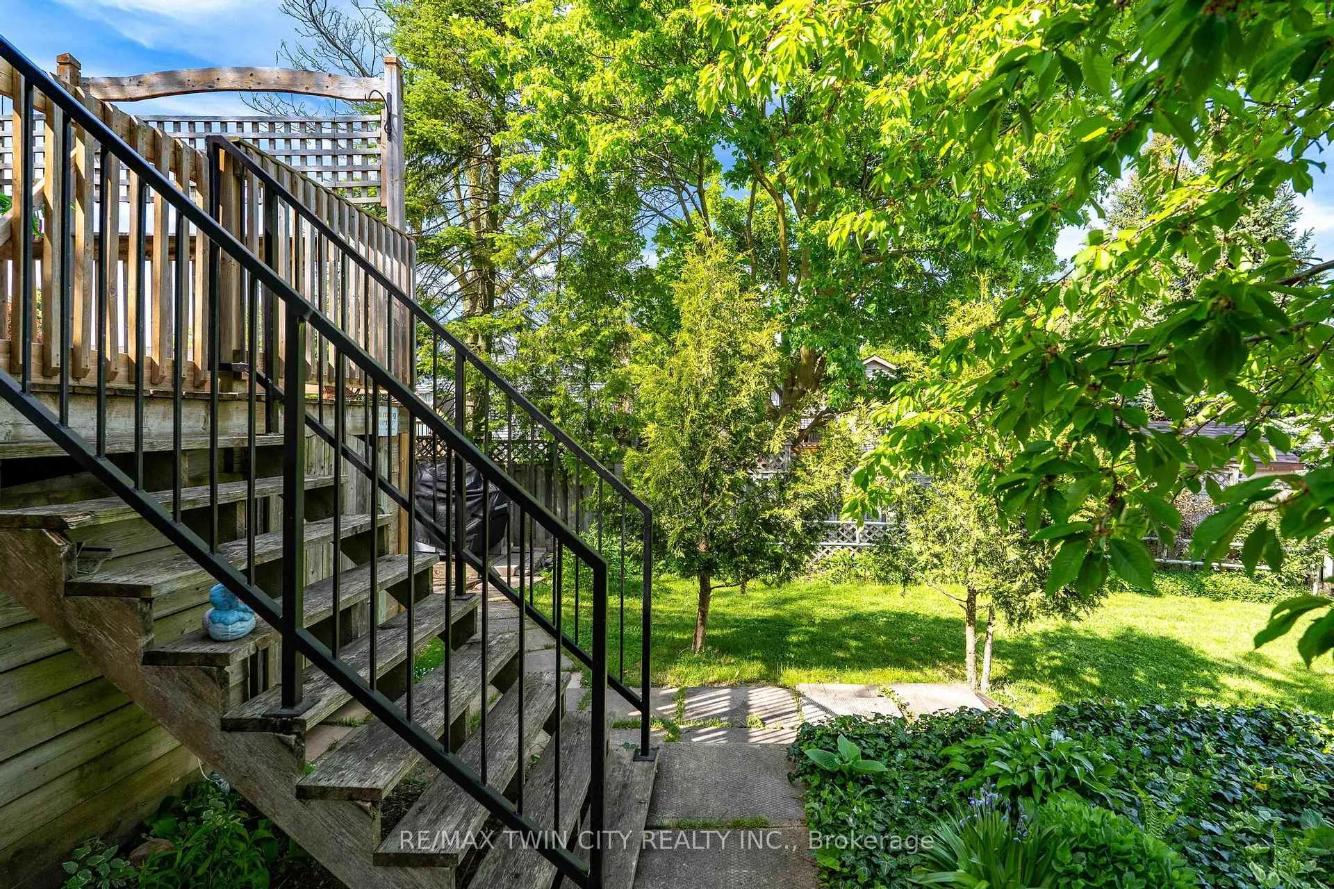 Photo 34 of 171 Herron Place, Waterloo — HOMEH