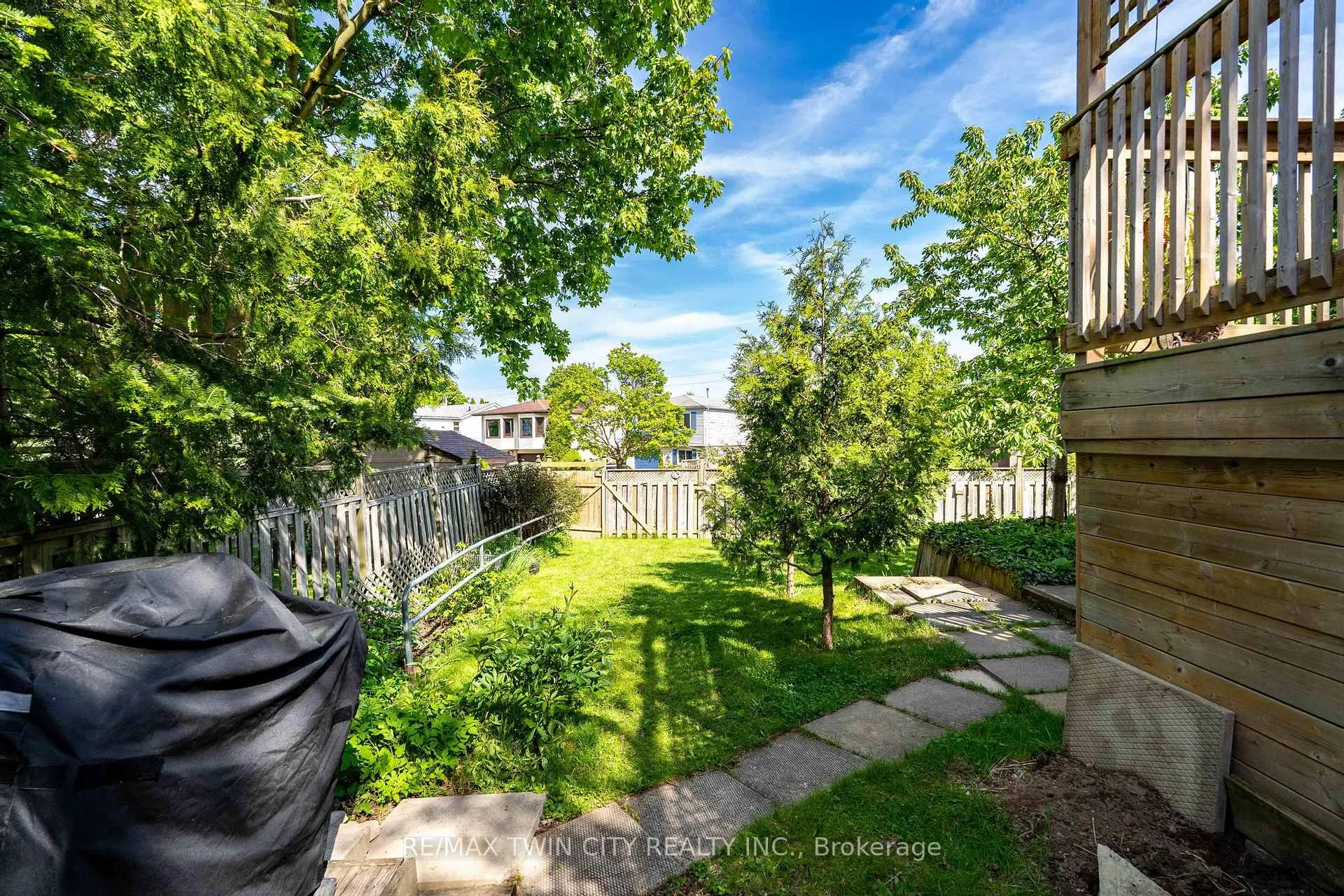 Photo 35 of 171 Herron Place, Waterloo — HOMEH