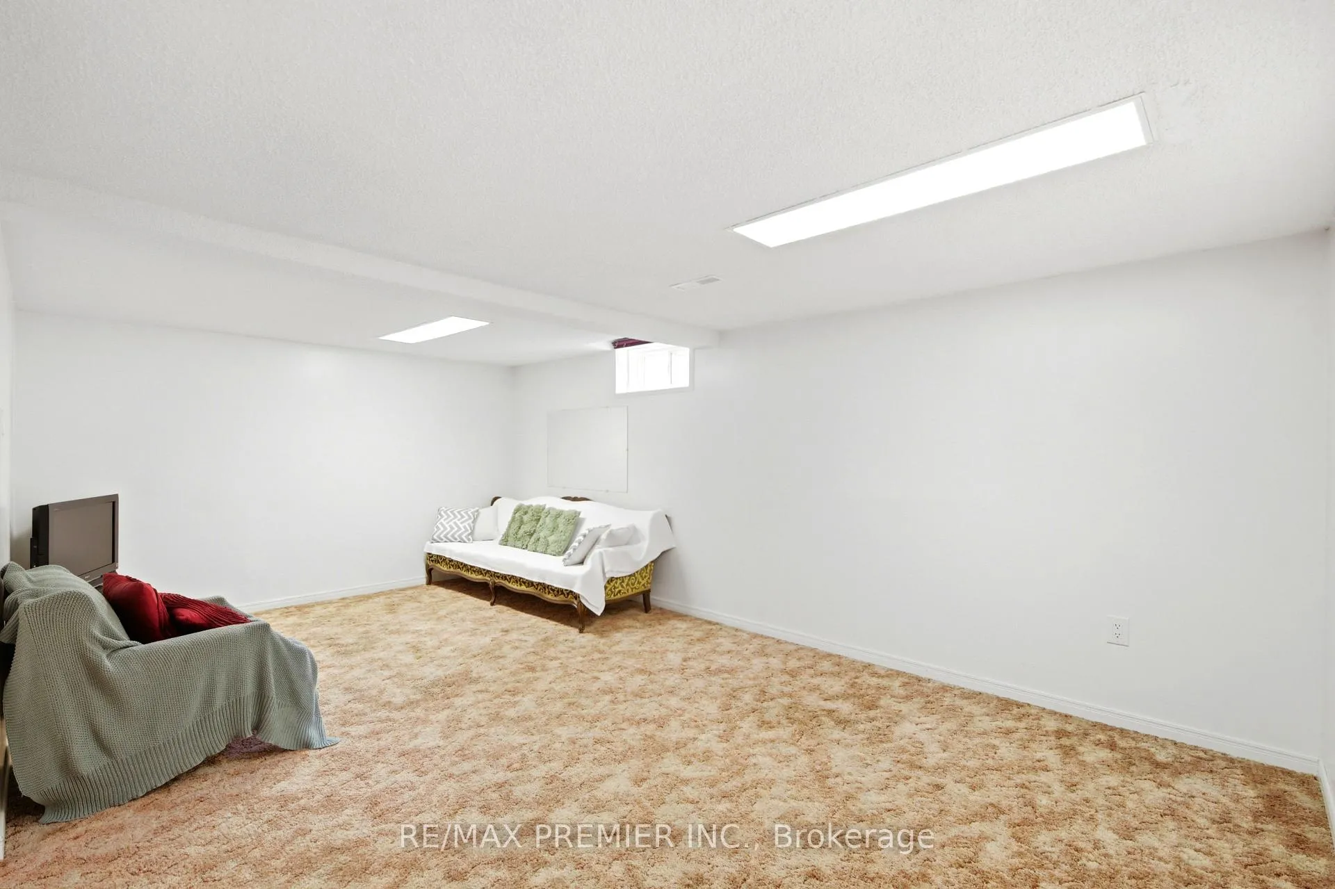 Photo 22 of 10 Ashcroft Court, Vaughan, East Woodbridge — HOMEH