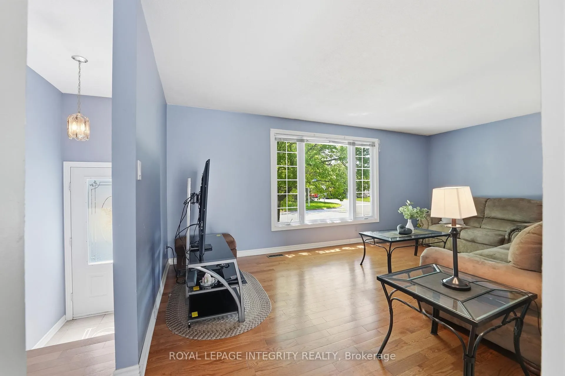 Photo 5 of 5 Sheldrake Drive, Ottawa, Kanata - Glencairn/Hazeldean — HOMEH