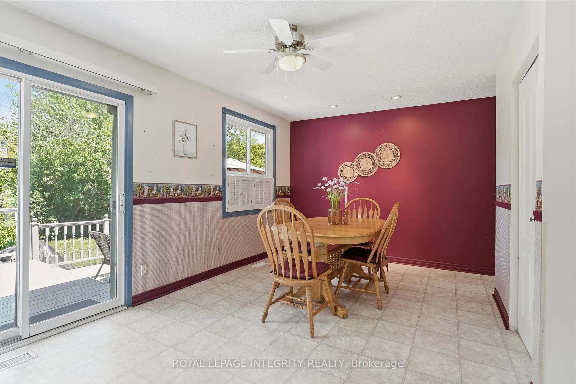 Photo 9 of 5 Sheldrake Drive, Ottawa, Kanata - Glencairn/Hazeldean — HOMEH