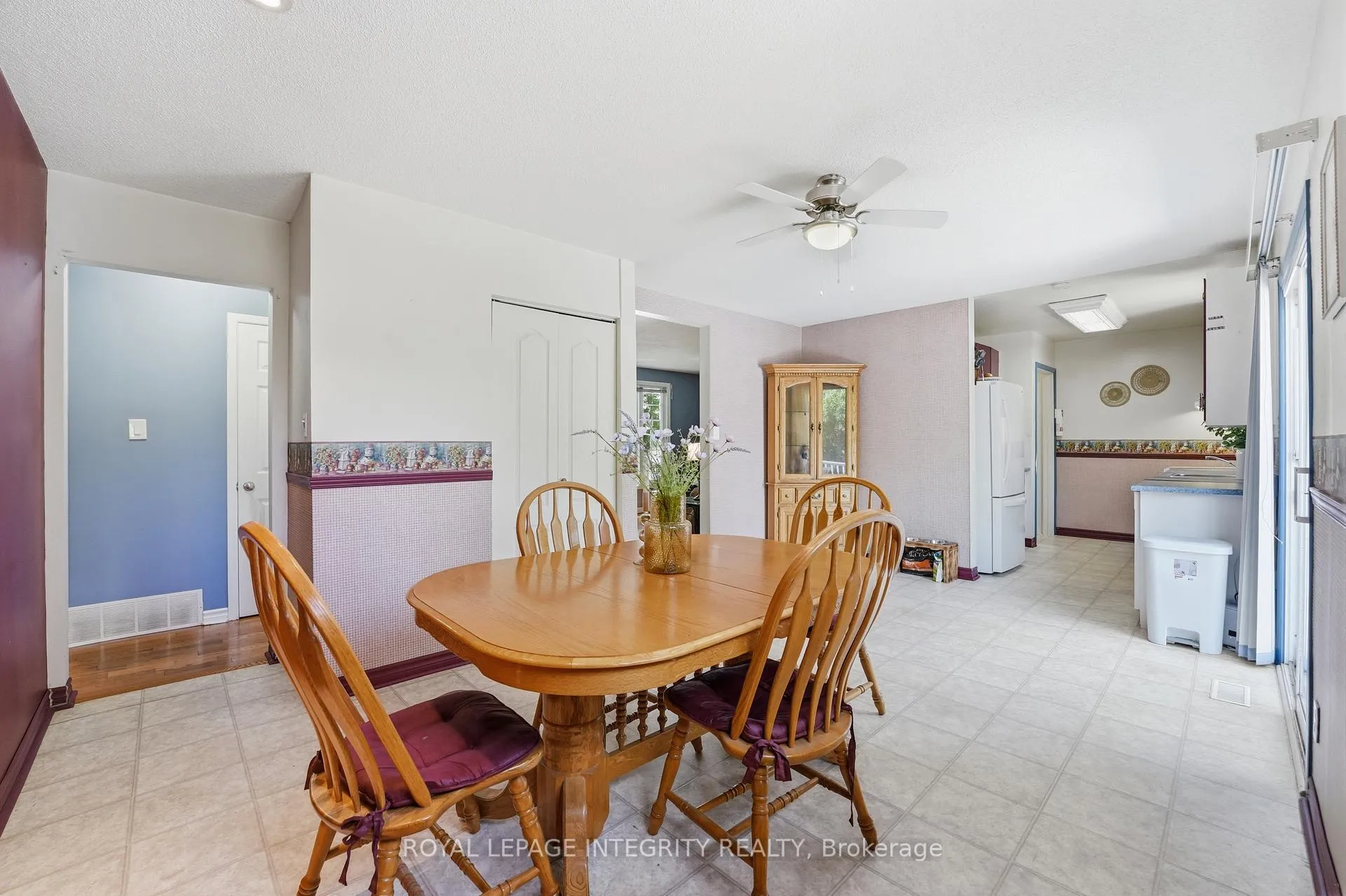 Photo 12 of 5 Sheldrake Drive, Ottawa, Kanata - Glencairn/Hazeldean — HOMEH