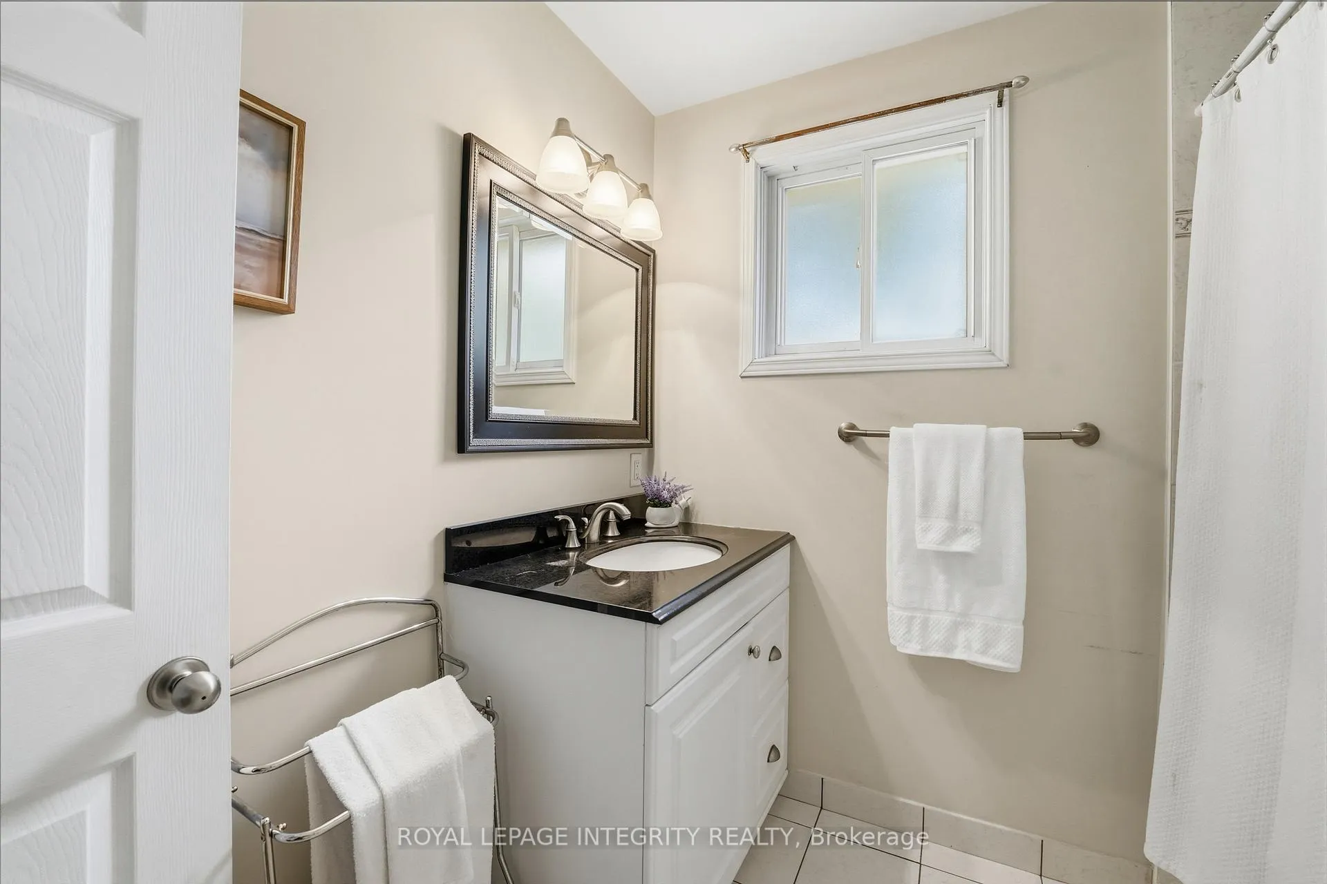 Photo 18 of 5 Sheldrake Drive, Ottawa, Kanata - Glencairn/Hazeldean — HOMEH