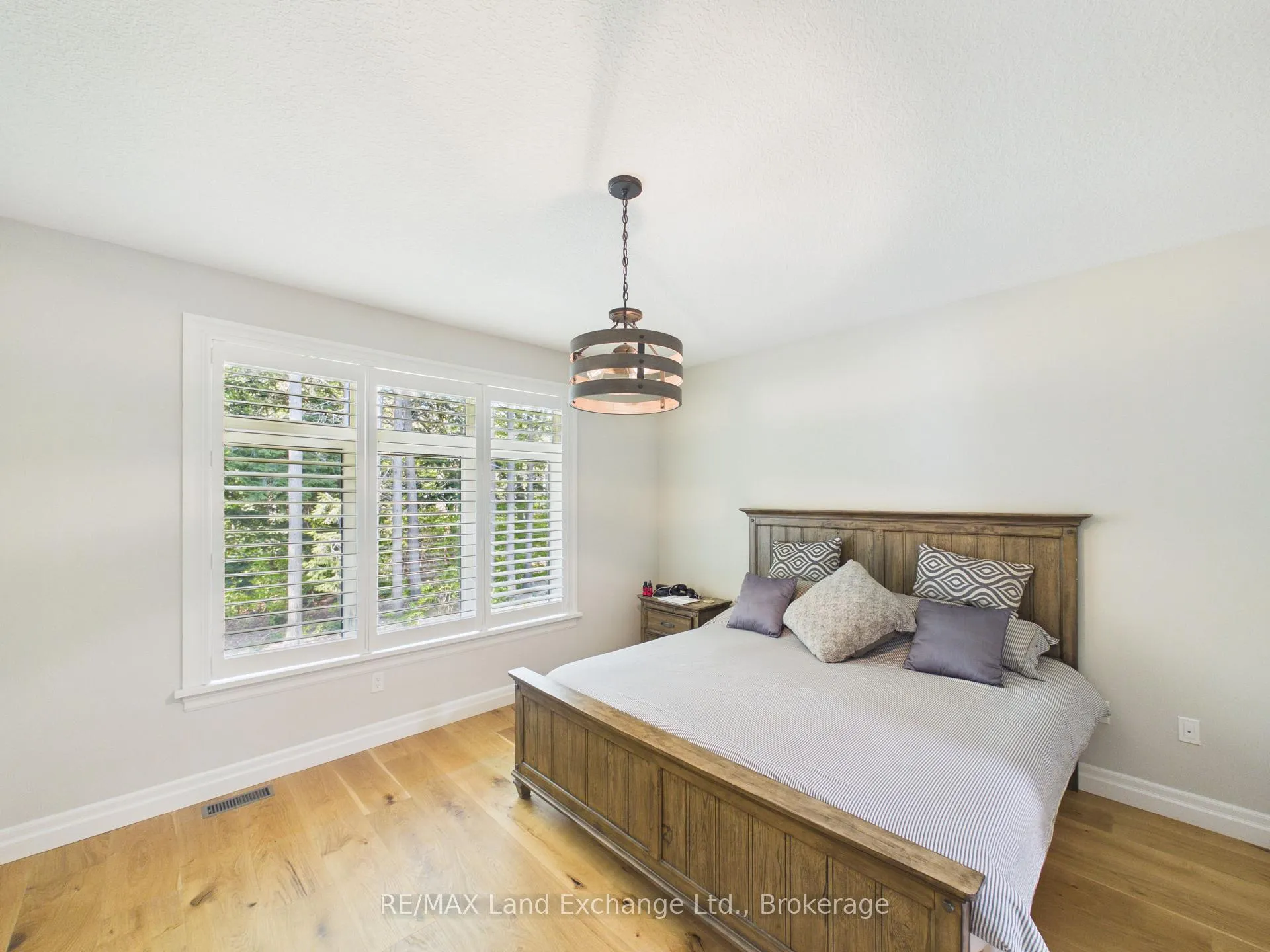 Photo 5 of Unit 11, 552 Durham Street, Kincardine — HOMEH