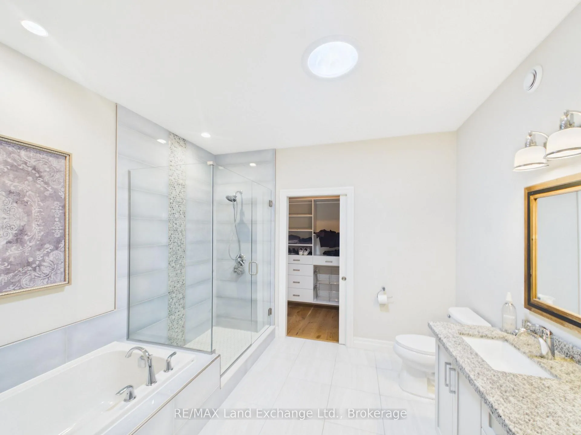 Photo 6 of Unit 11, 552 Durham Street, Kincardine — HOMEH