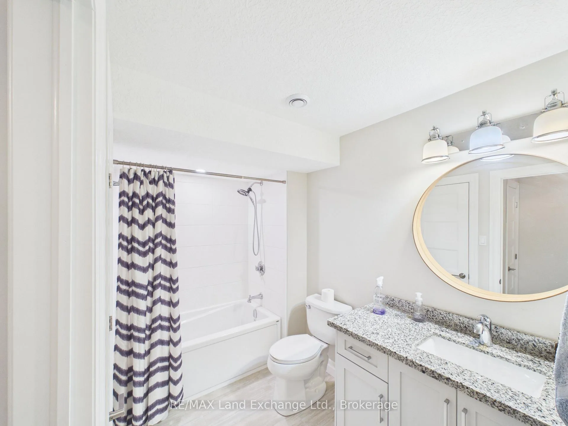 Photo 9 of Unit 11, 552 Durham Street, Kincardine — HOMEH