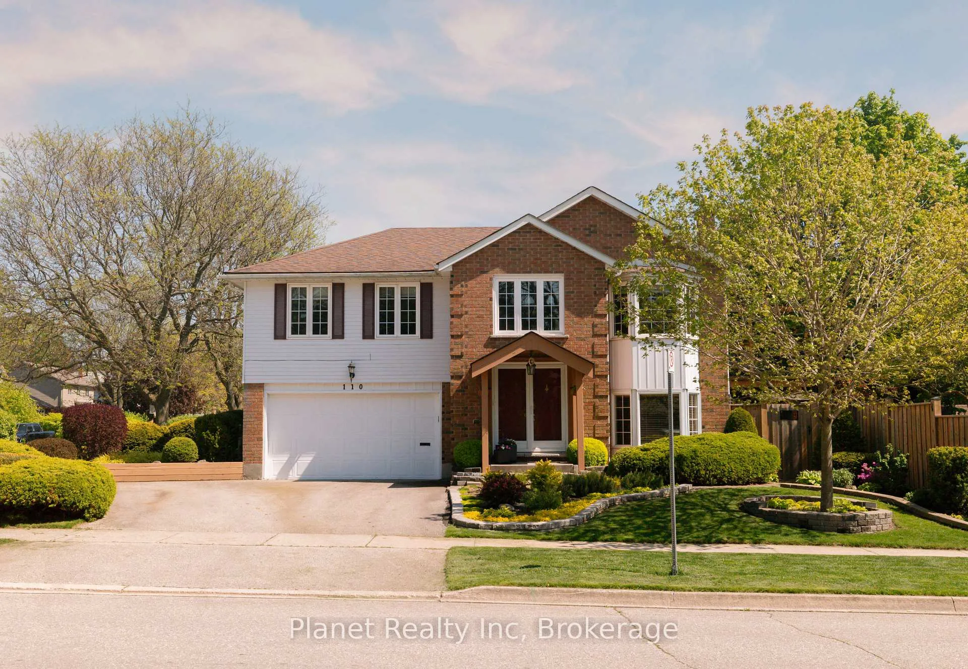 Photo 4 of 110 Woodborough Road, Guelph, Kortright West — HOMEH