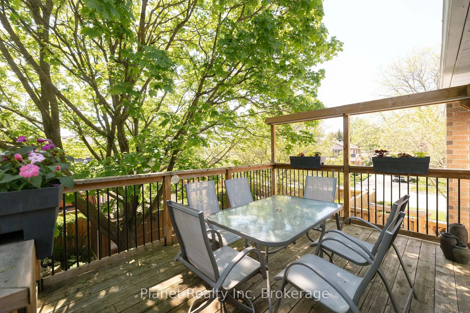 Photo 7 of 110 Woodborough Road, Guelph, Kortright West — HOMEH
