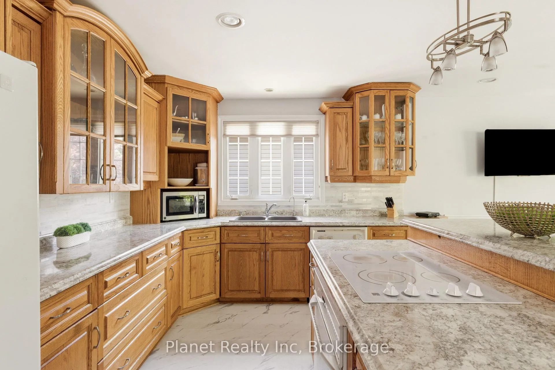 Photo 21 of 110 Woodborough Road, Guelph, Kortright West — HOMEH