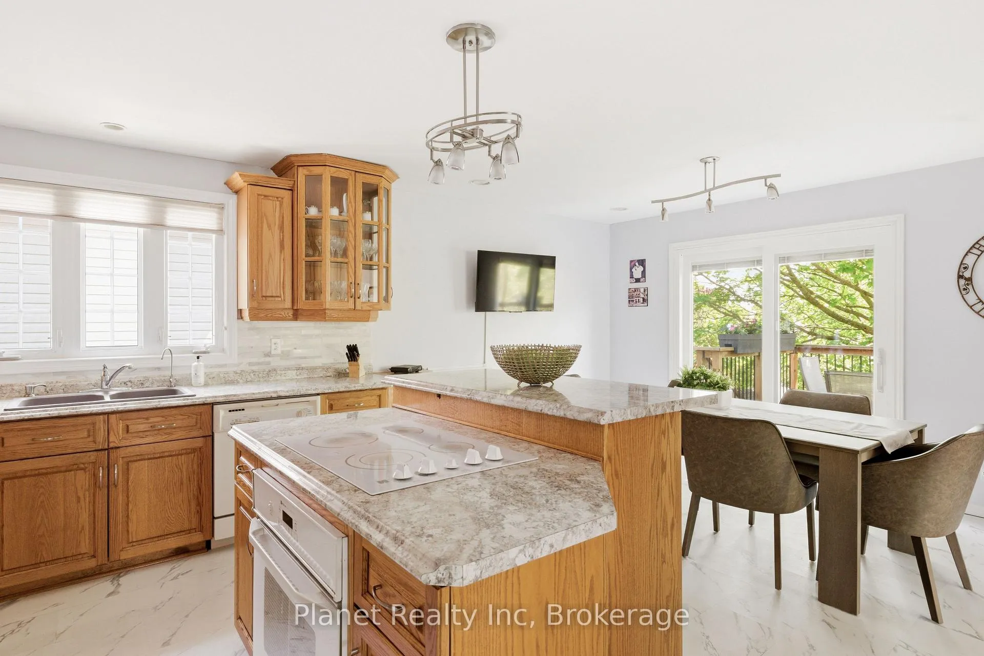 Photo 22 of 110 Woodborough Road, Guelph, Kortright West — HOMEH