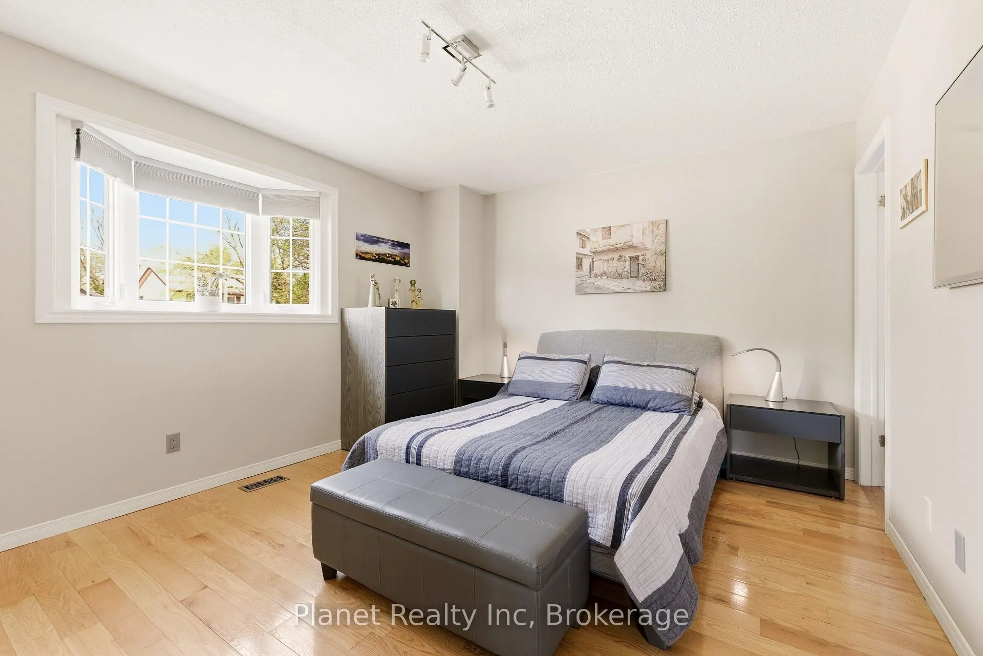 Photo 27 of 110 Woodborough Road, Guelph, Kortright West — HOMEH