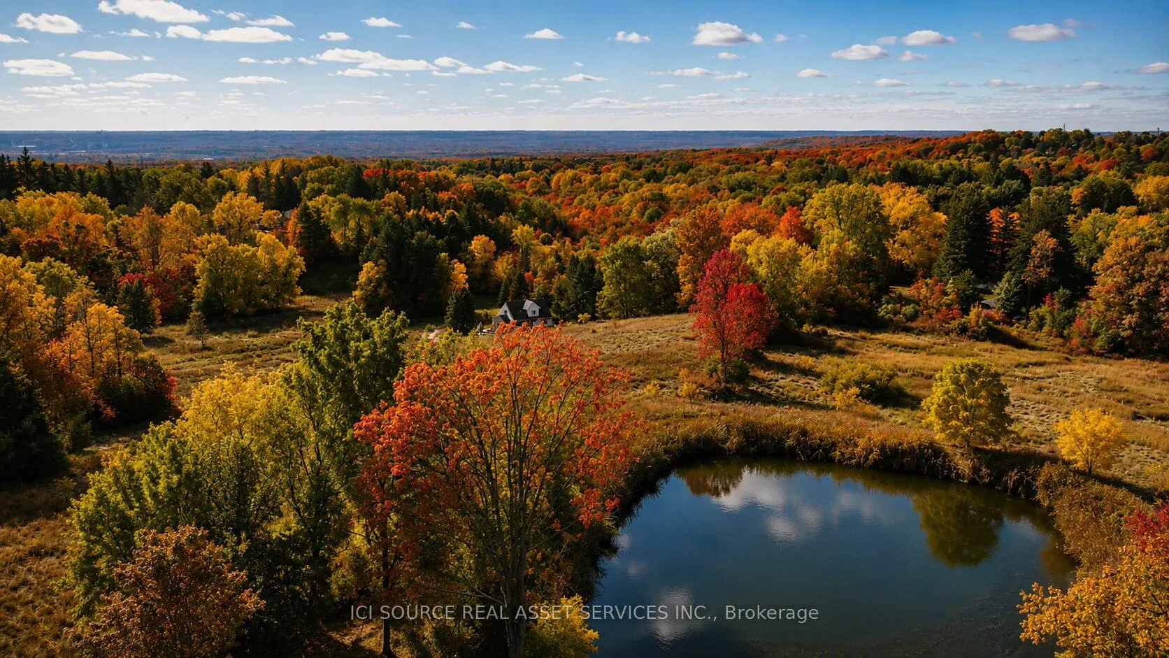Photo 9 of 8 Renwood Place, Hamilton, Waterdown — HOMEH