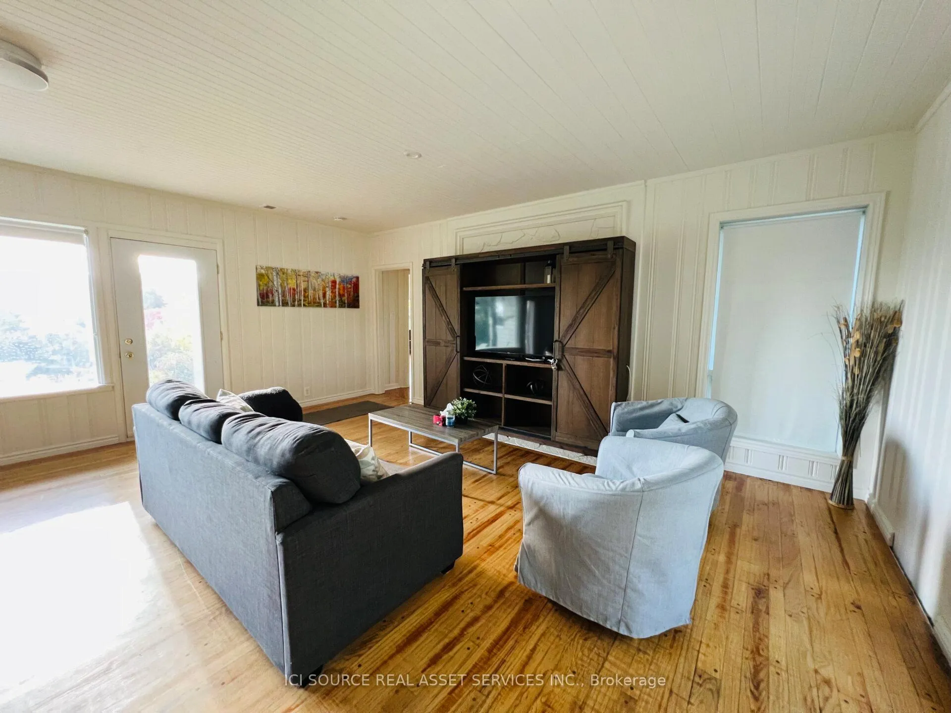 Photo 25 of 8 Renwood Place, Hamilton, Waterdown — HOMEH