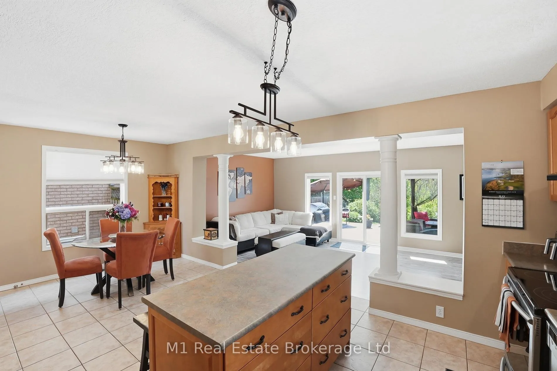 Photo 19 of 99 Teal Drive, Guelph, Kortright Hills — HOMEH