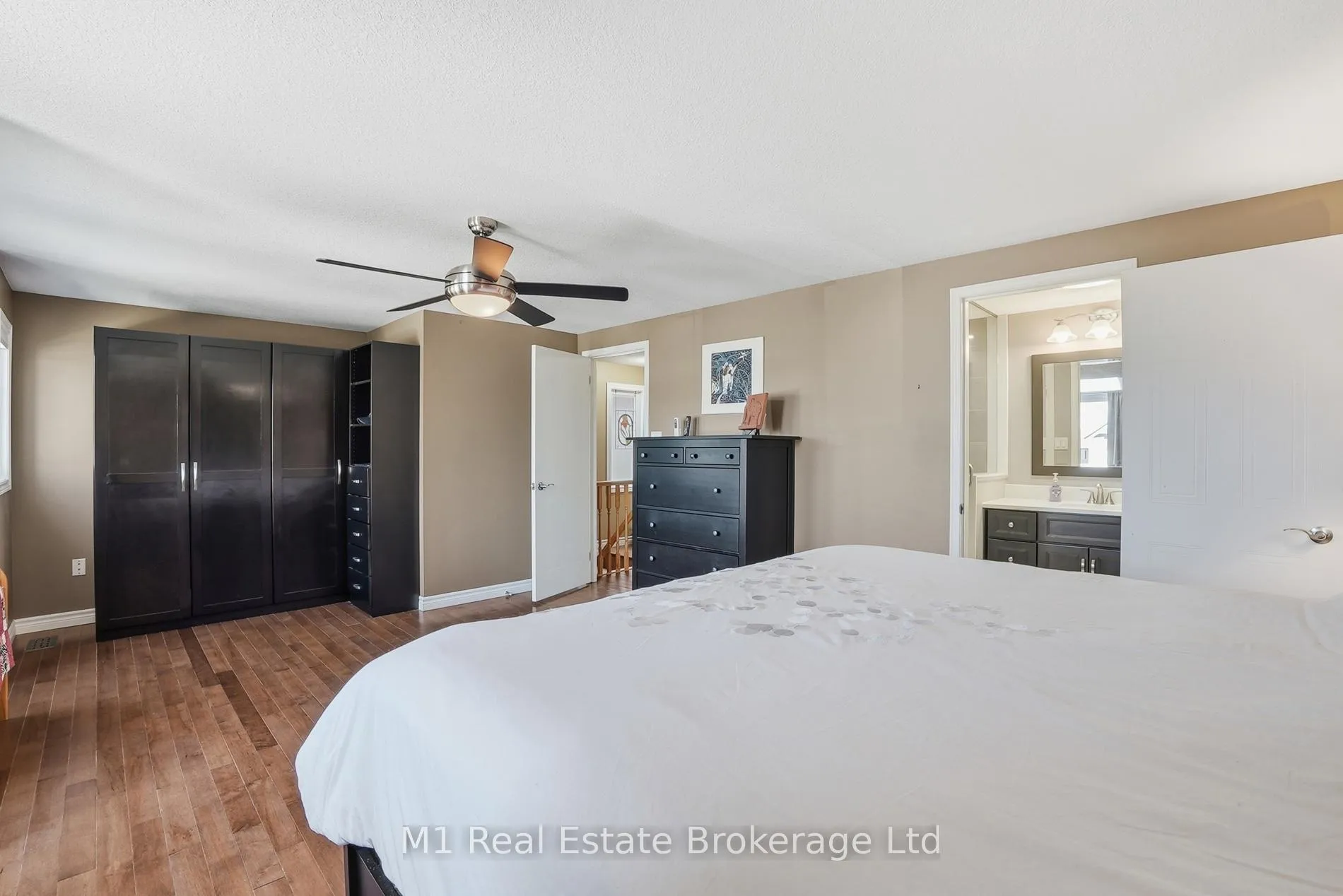 Photo 25 of 99 Teal Drive, Guelph, Kortright Hills — HOMEH
