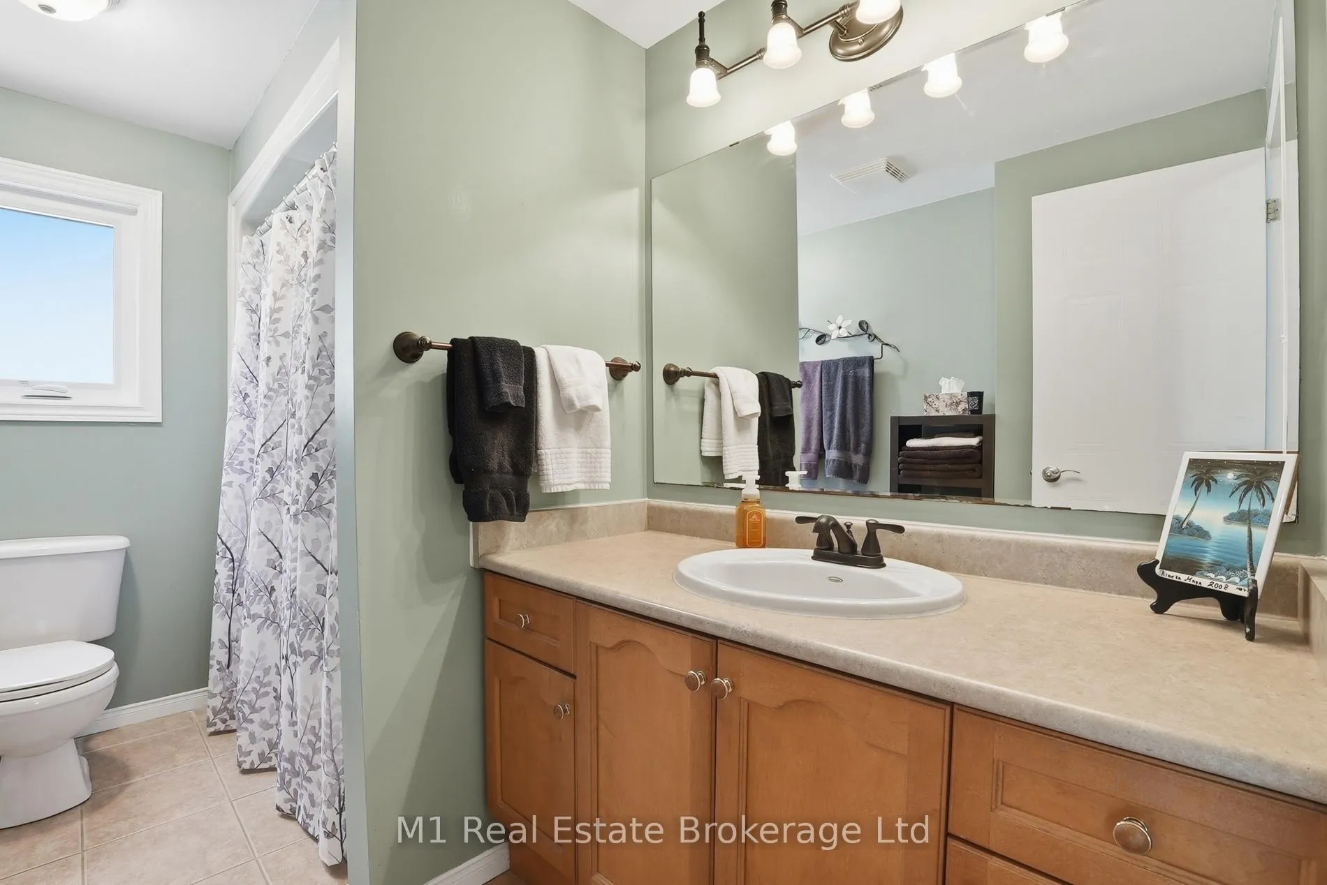 Photo 30 of 99 Teal Drive, Guelph, Kortright Hills — HOMEH