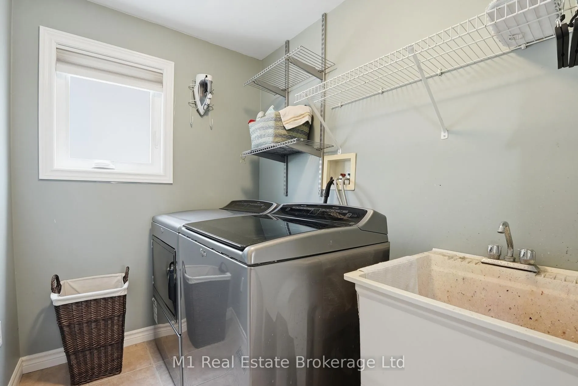 Photo 37 of 99 Teal Drive, Guelph, Kortright Hills — HOMEH