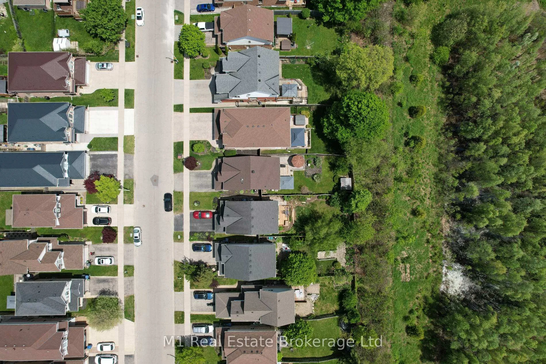 Photo 49 of 99 Teal Drive, Guelph, Kortright Hills — HOMEH