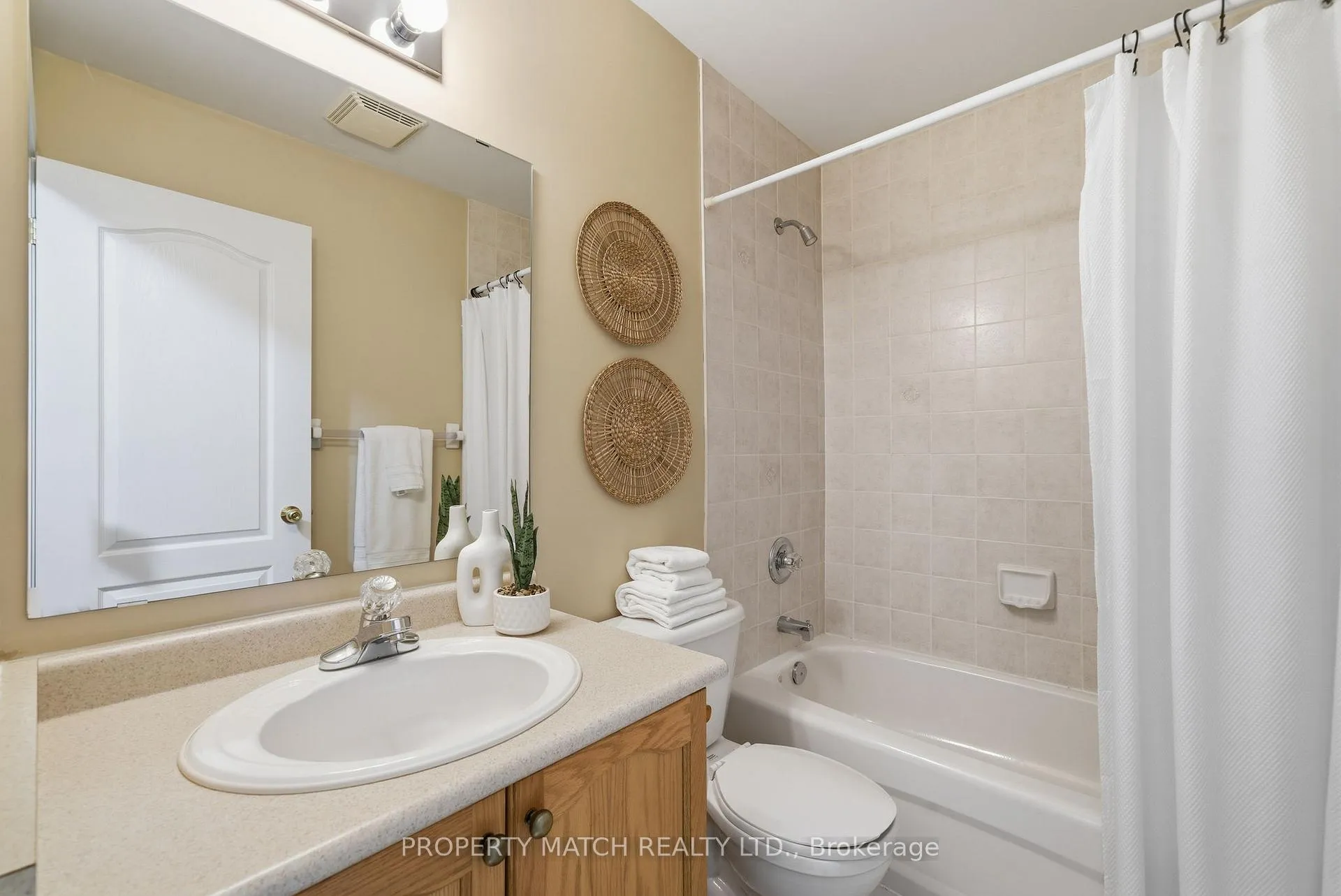 Photo 15 of 680 Ormond Drive, Oshawa, Samac — HOMEH