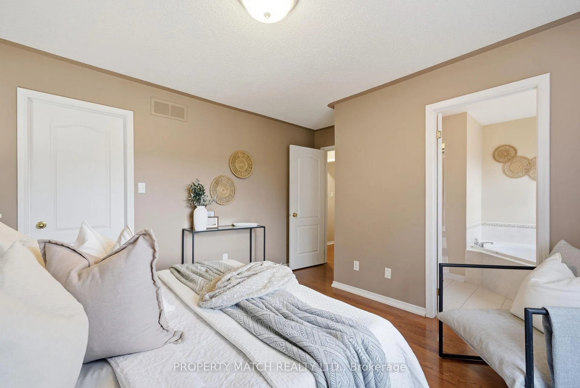 Photo 17 of 680 Ormond Drive, Oshawa, Samac — HOMEH