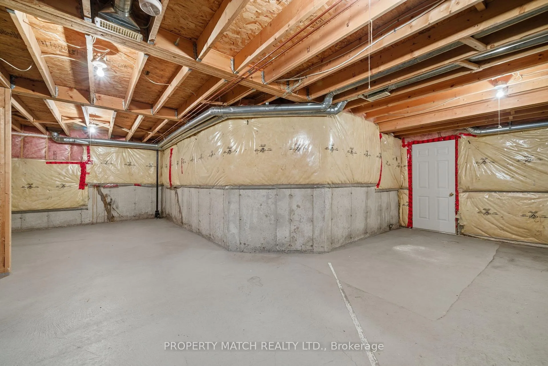 Photo 34 of 680 Ormond Drive, Oshawa, Samac — HOMEH