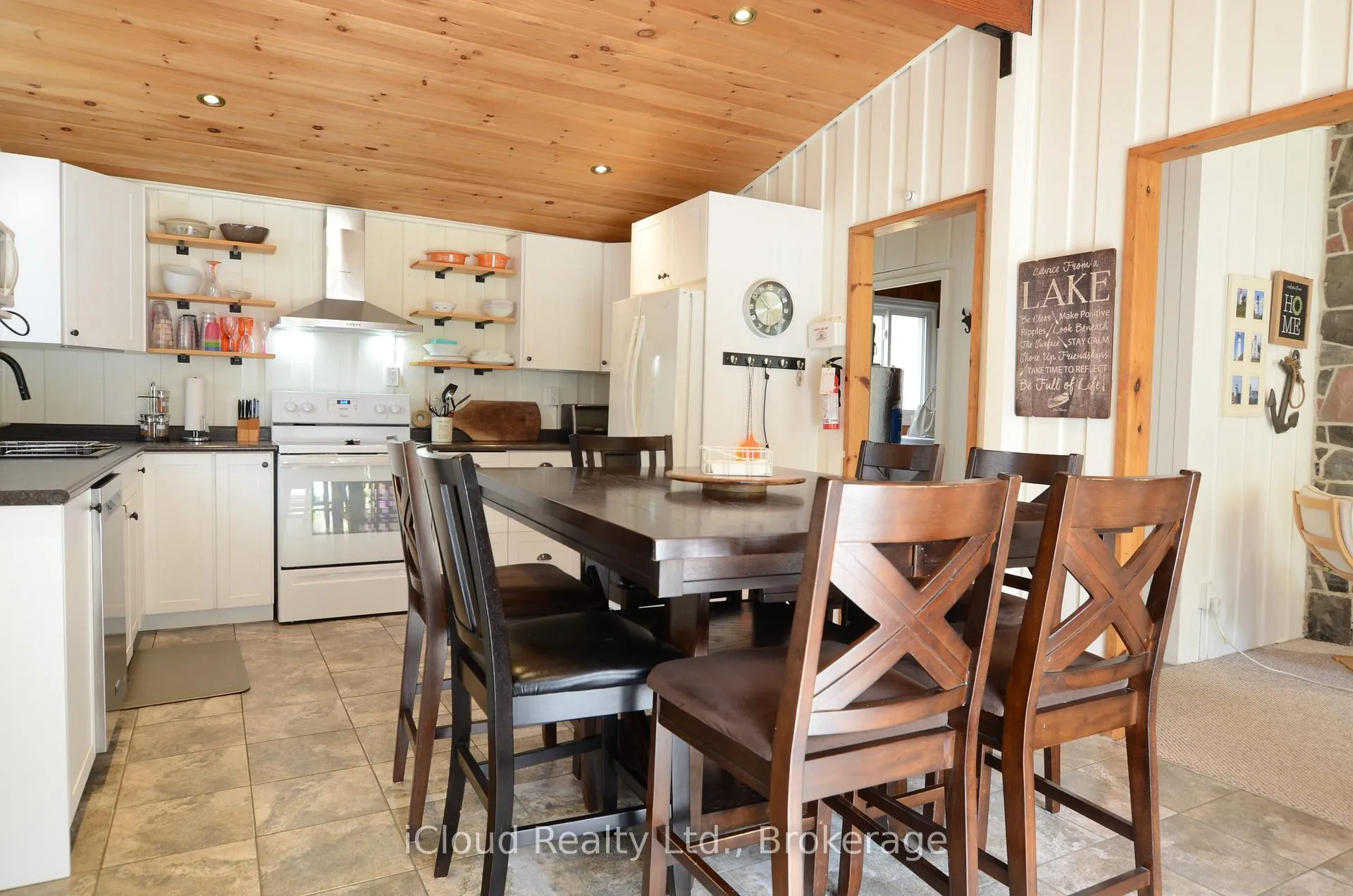 Photo 4 of 20 Roberval Circle, Tiny, Rural Tiny — HOMEH