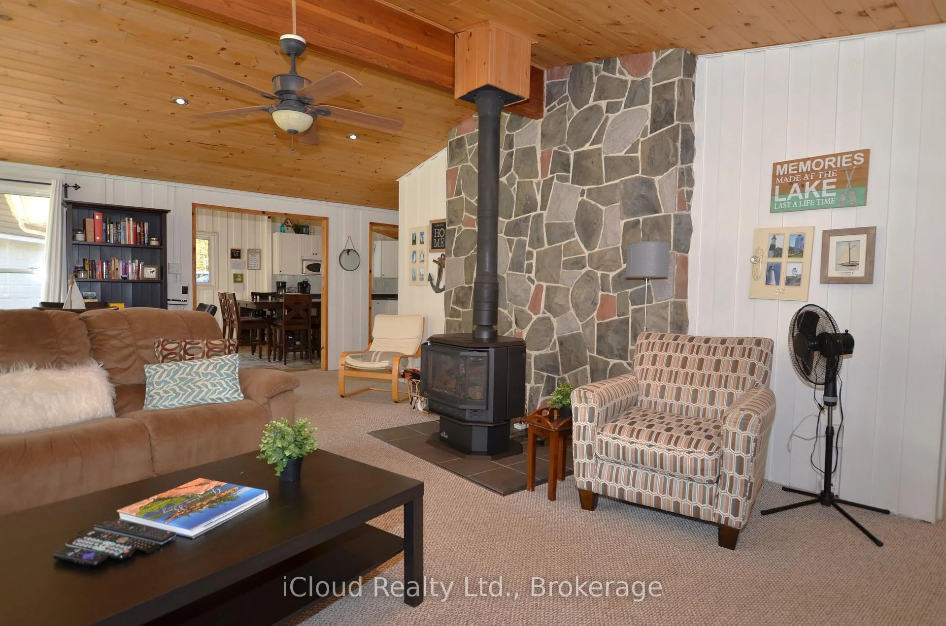 Photo 16 of 20 Roberval Circle, Tiny, Rural Tiny — HOMEH