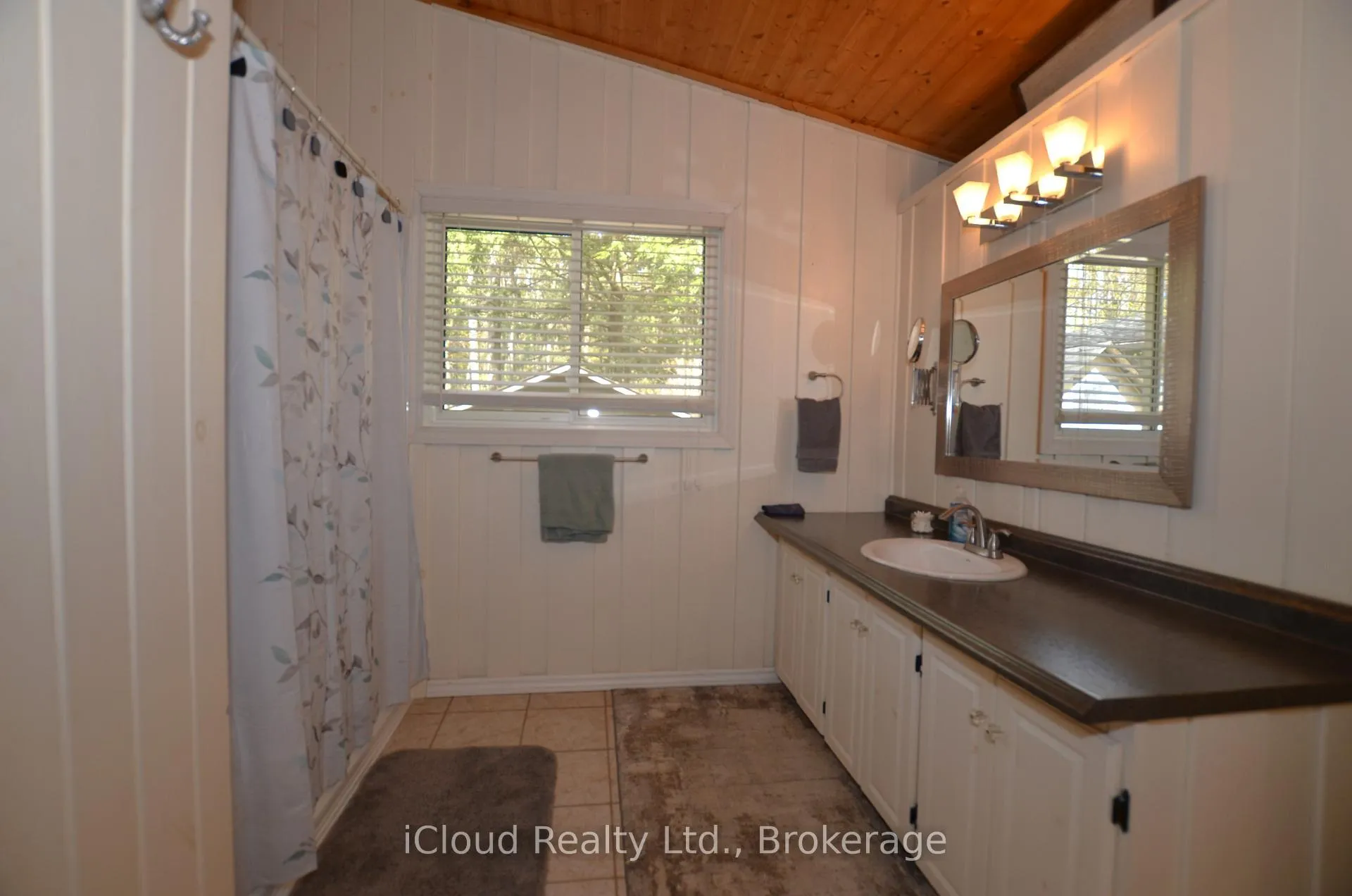 Photo 26 of 20 Roberval Circle, Tiny, Rural Tiny — HOMEH